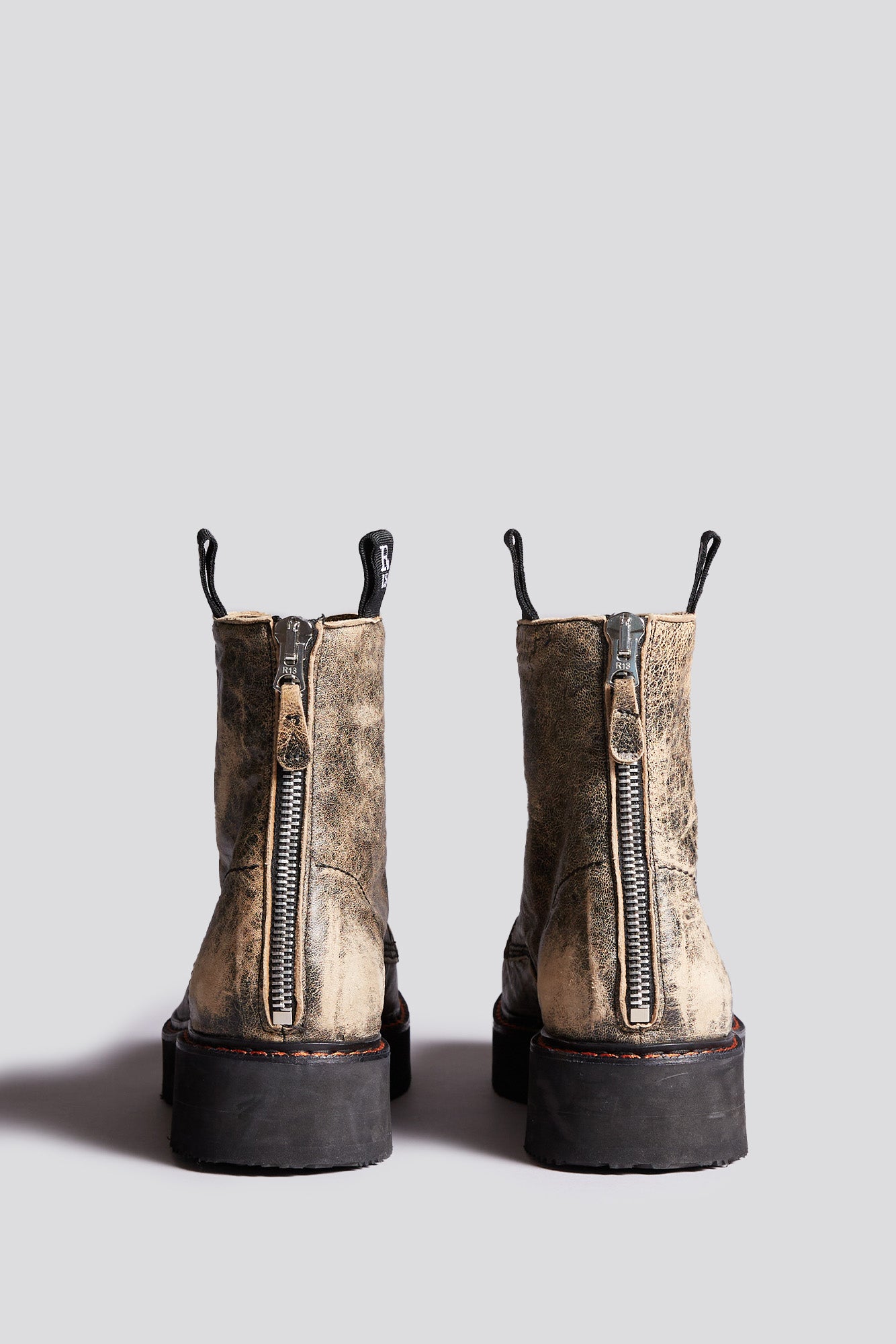 SINGLE STACK BOOTS - DISTRESSED BROWN