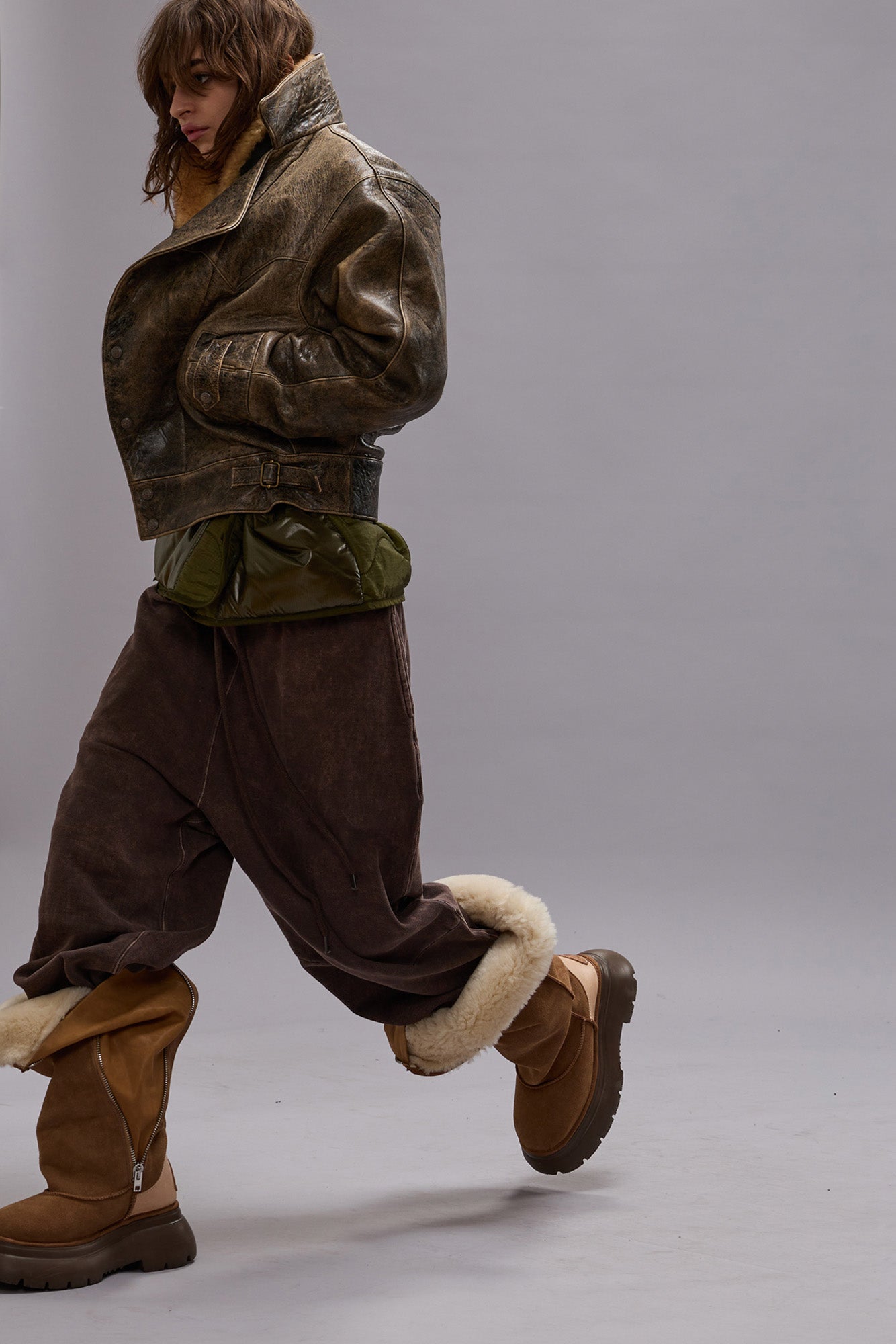 ARTICULATED KNEE SWEATPANT - BROWN