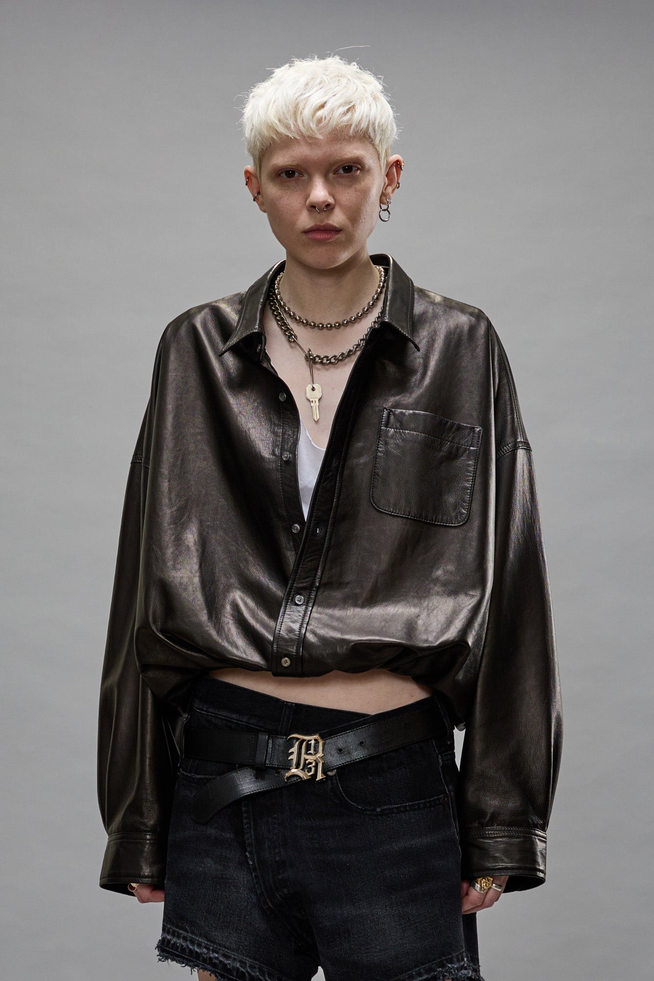 CROSSOVER LEATHER BUBBLE SHIRT - BLACK