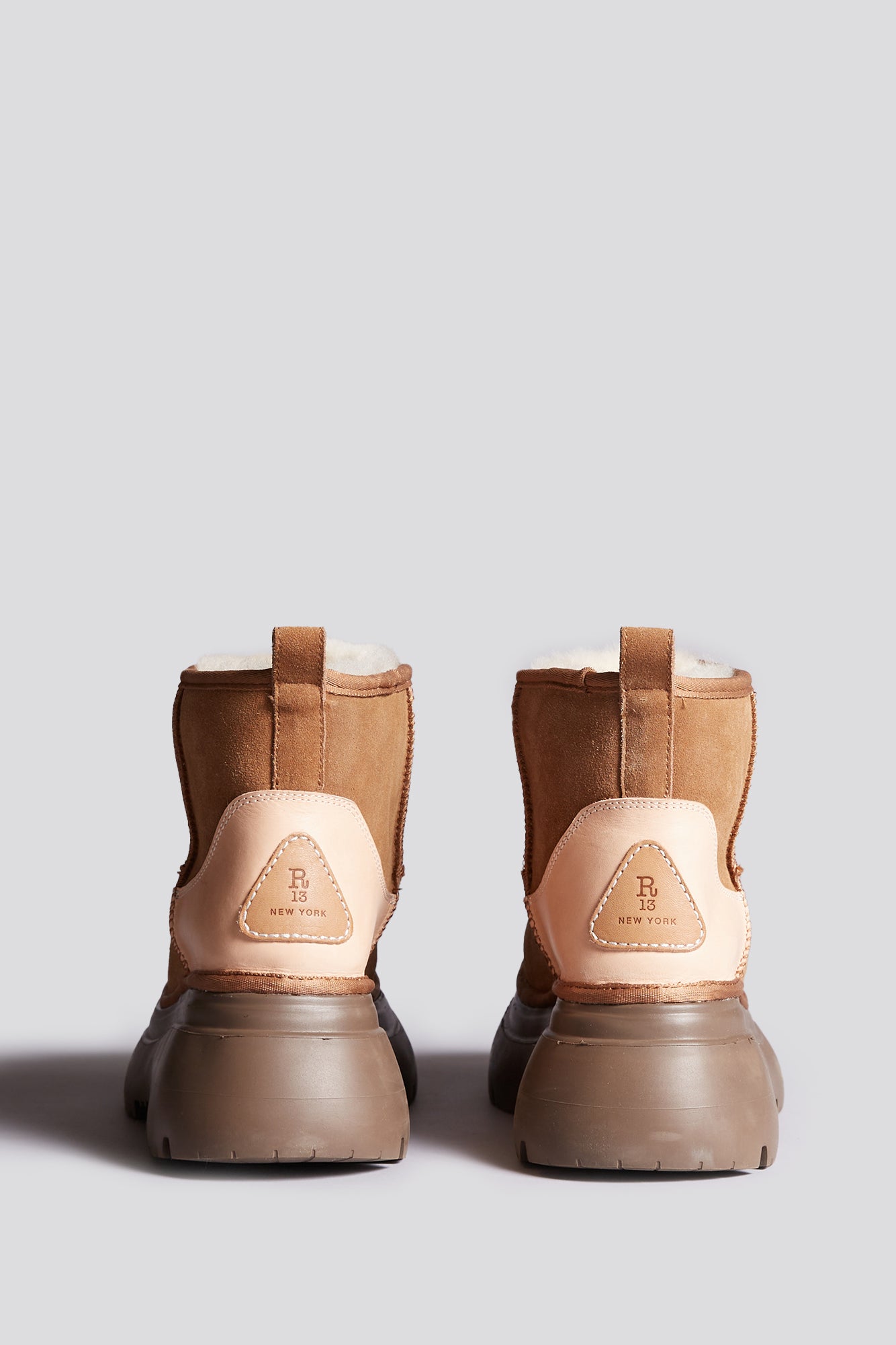 CHUNKY SHEARLING BOOT - LIGHT BROWN