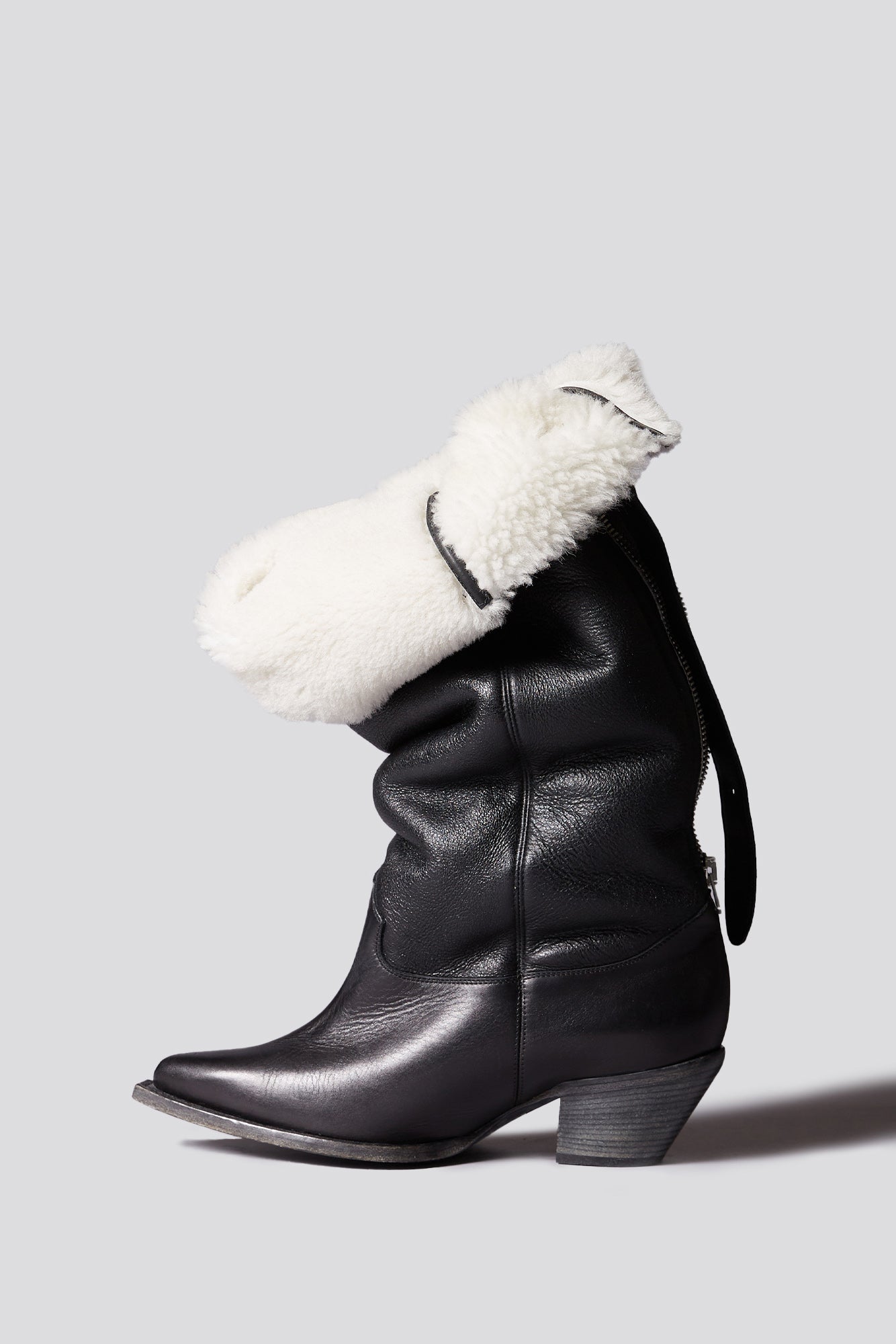 SLOUCH COWBOY BOOT - BLACK SHERPA