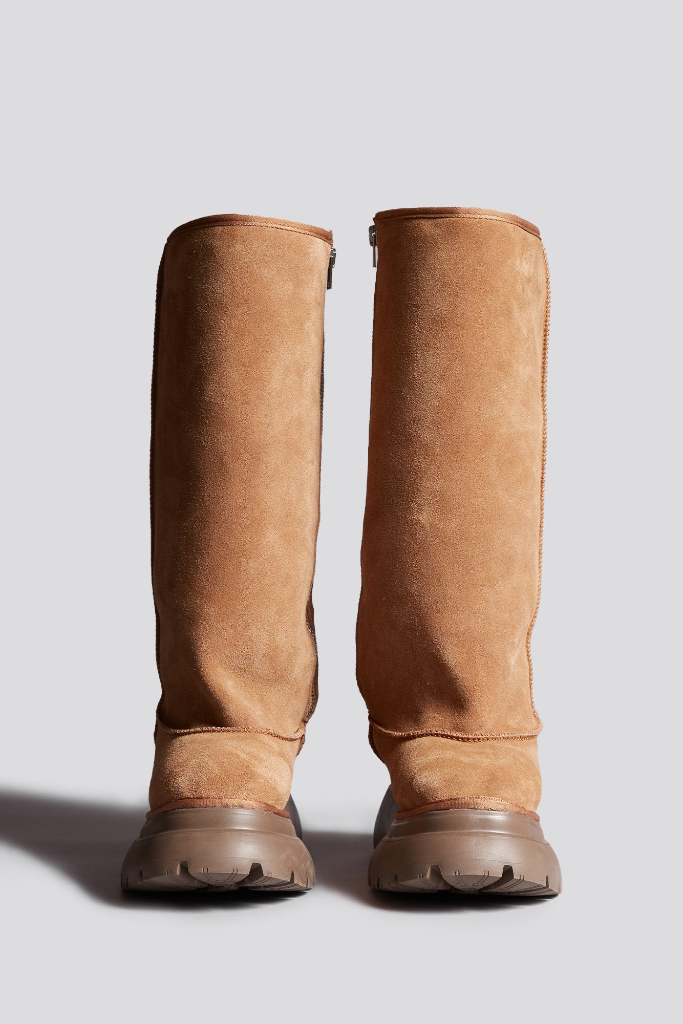 TALL CHUNKY SHEARLING BOOT - LIGHT BROWN