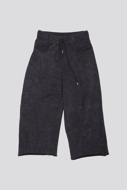 CROPPED PLEATED SWEATPANT - ACID BLACK