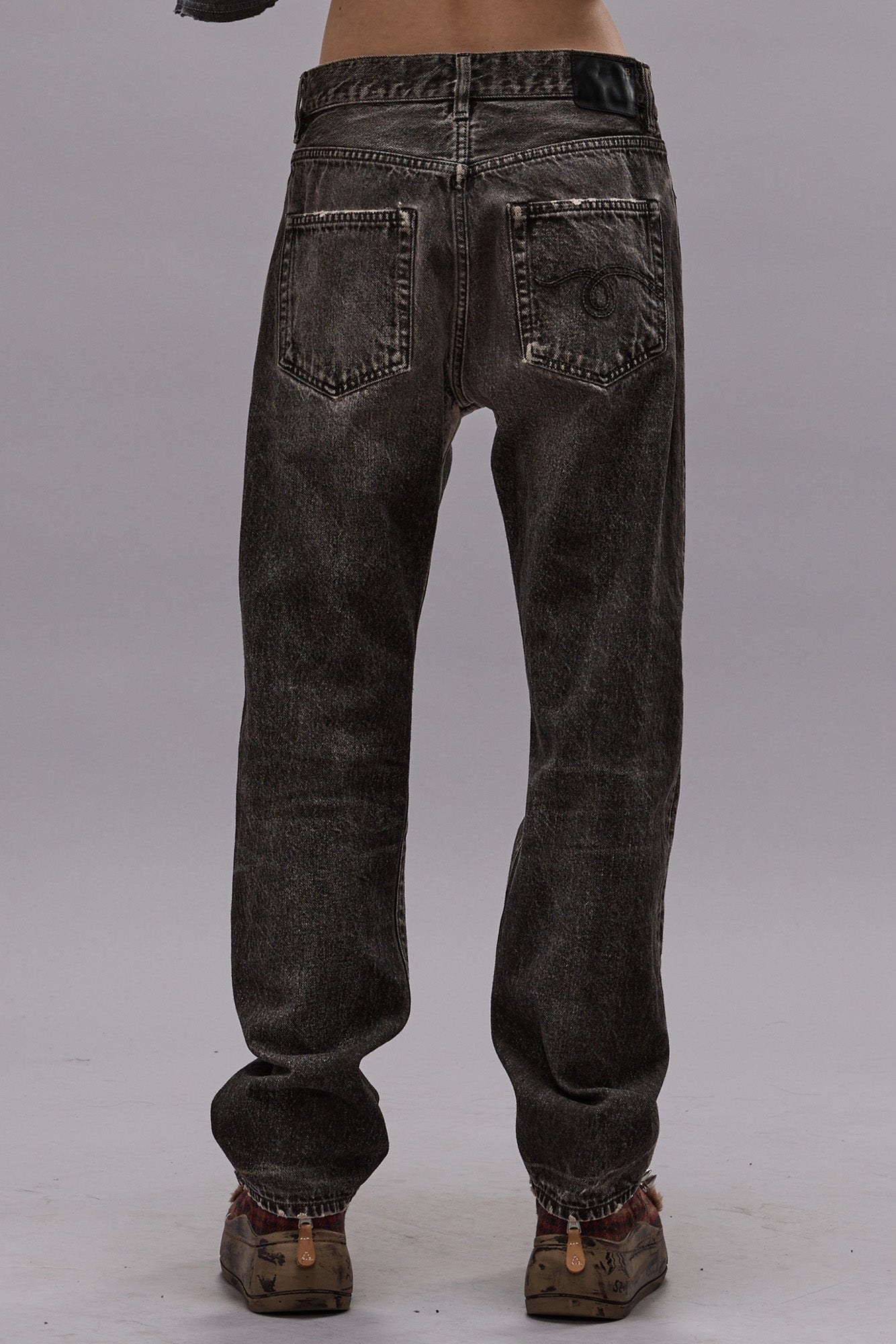 BOYFRIEND JEAN - MUD GREY