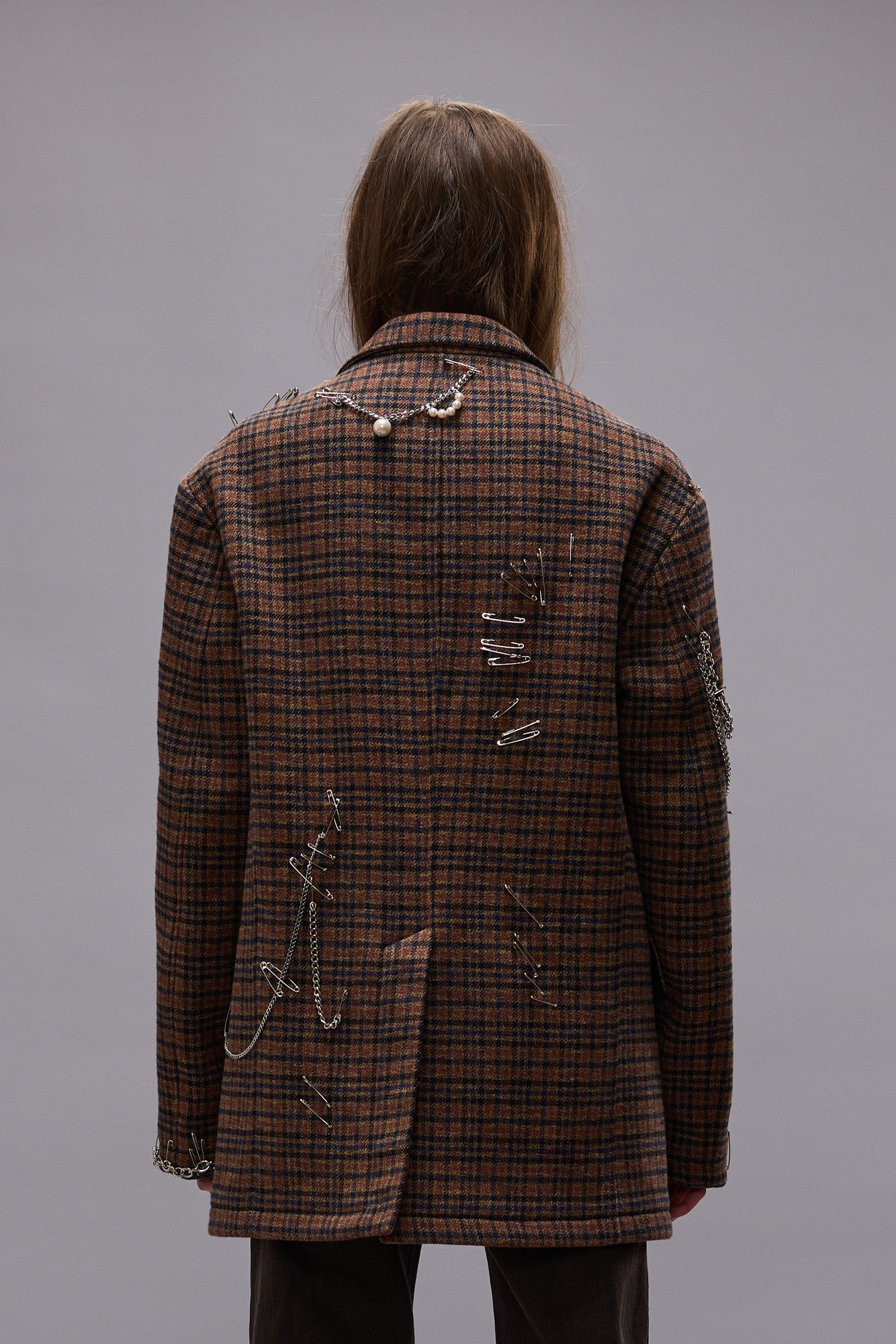 PINCUSHION BLAZER - BROWN PLAID