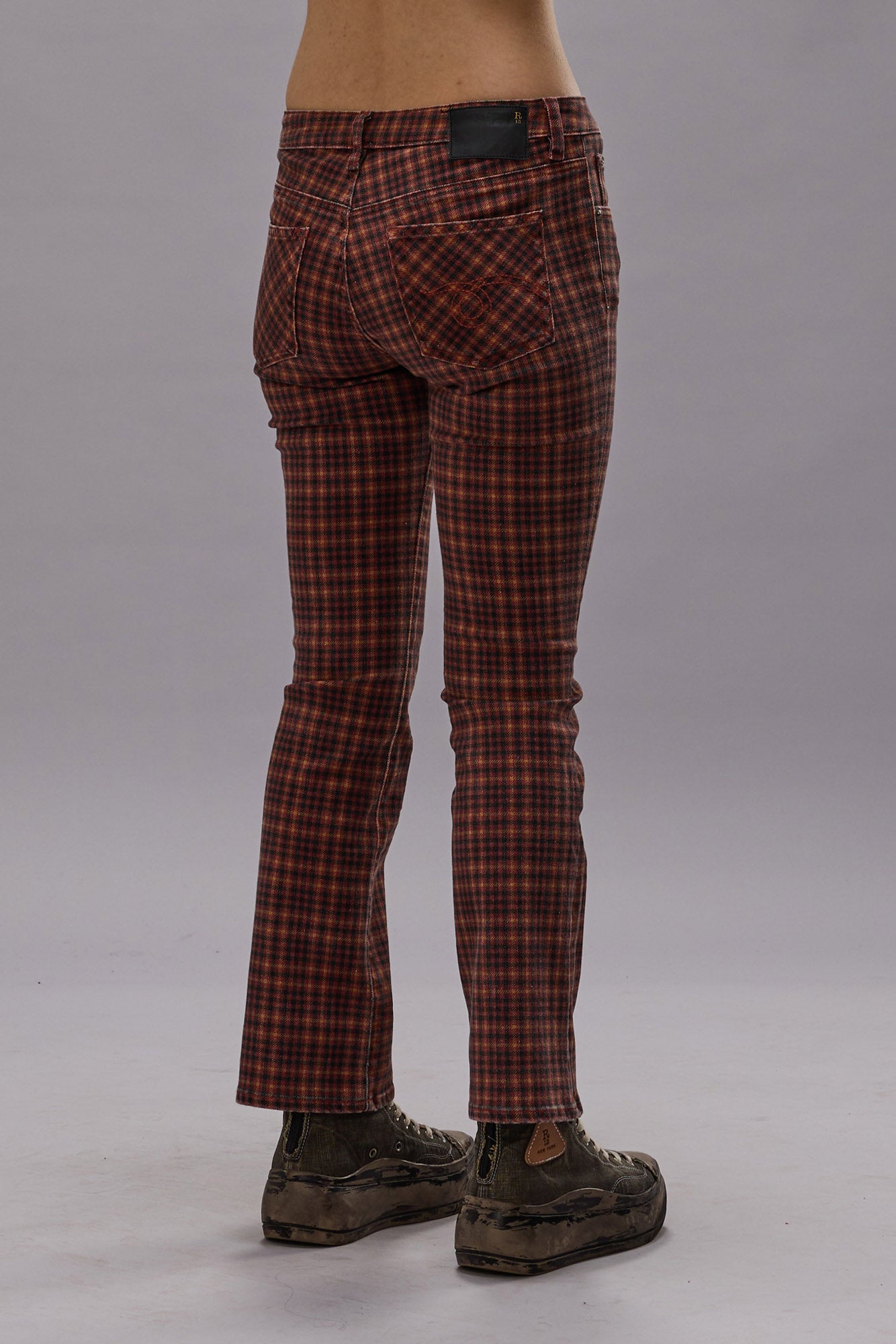 KICK FIT JEAN - PRINTED AUBURN PLAID - R13