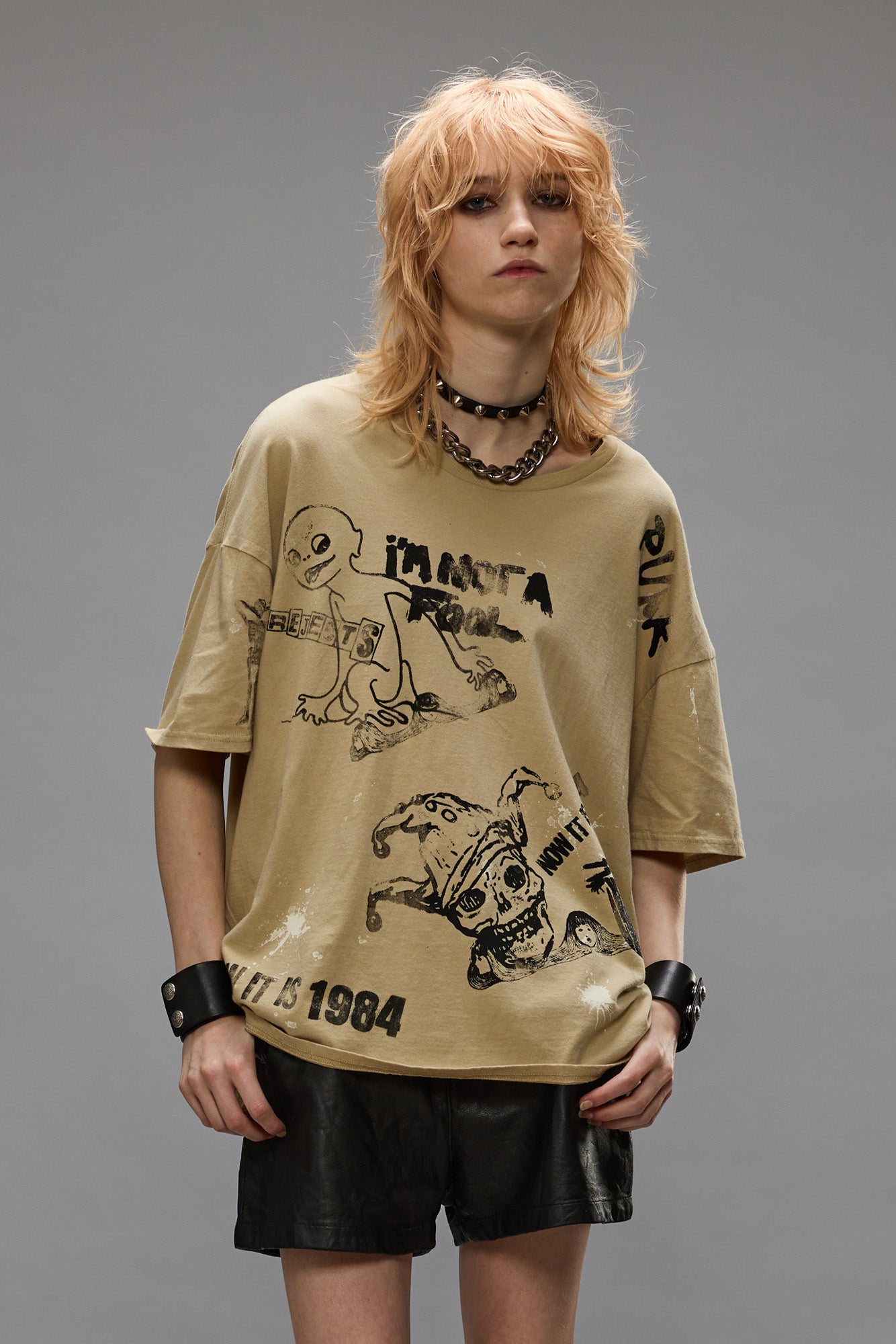 RELAXED STAMP TEE - SPLATTERED KHAKI - R13