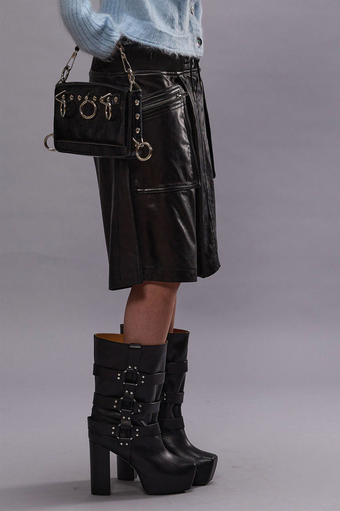 CROSSOVER LEATHER SHORT - BLACK