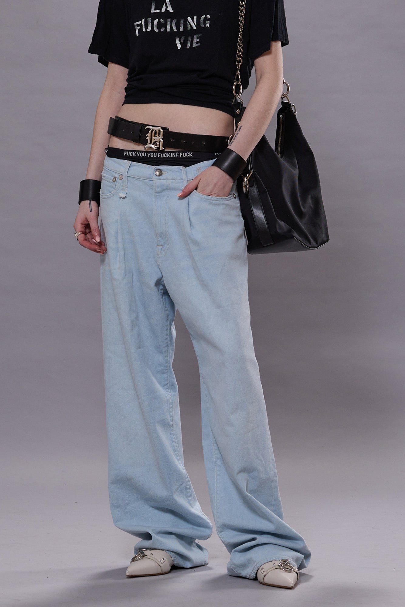 DAMON PLEATED JEAN - FADED BLUE STRETCH