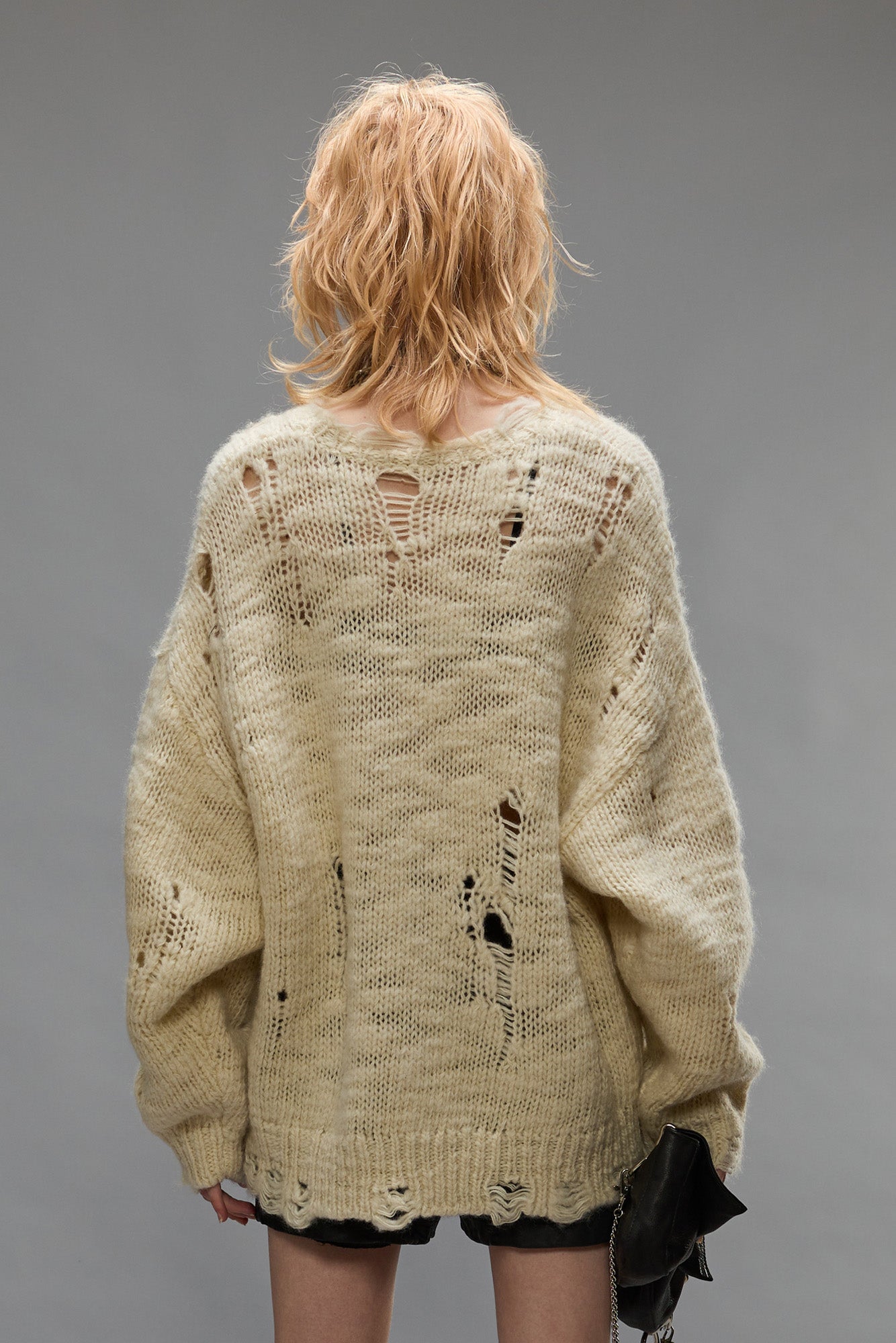 DISTRESSED SWEATER - CREAM - R13