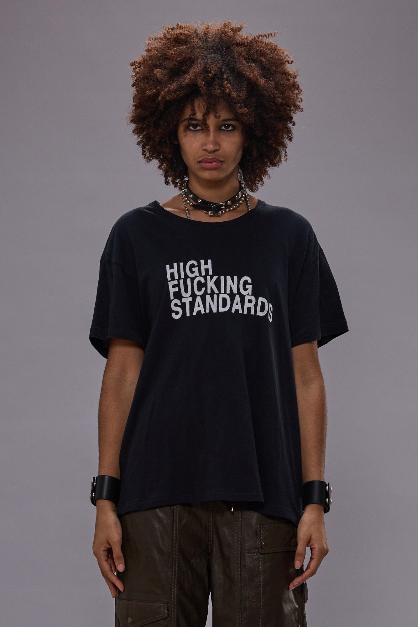 HIGH F STANDARDS BOY T - BLACK - R13