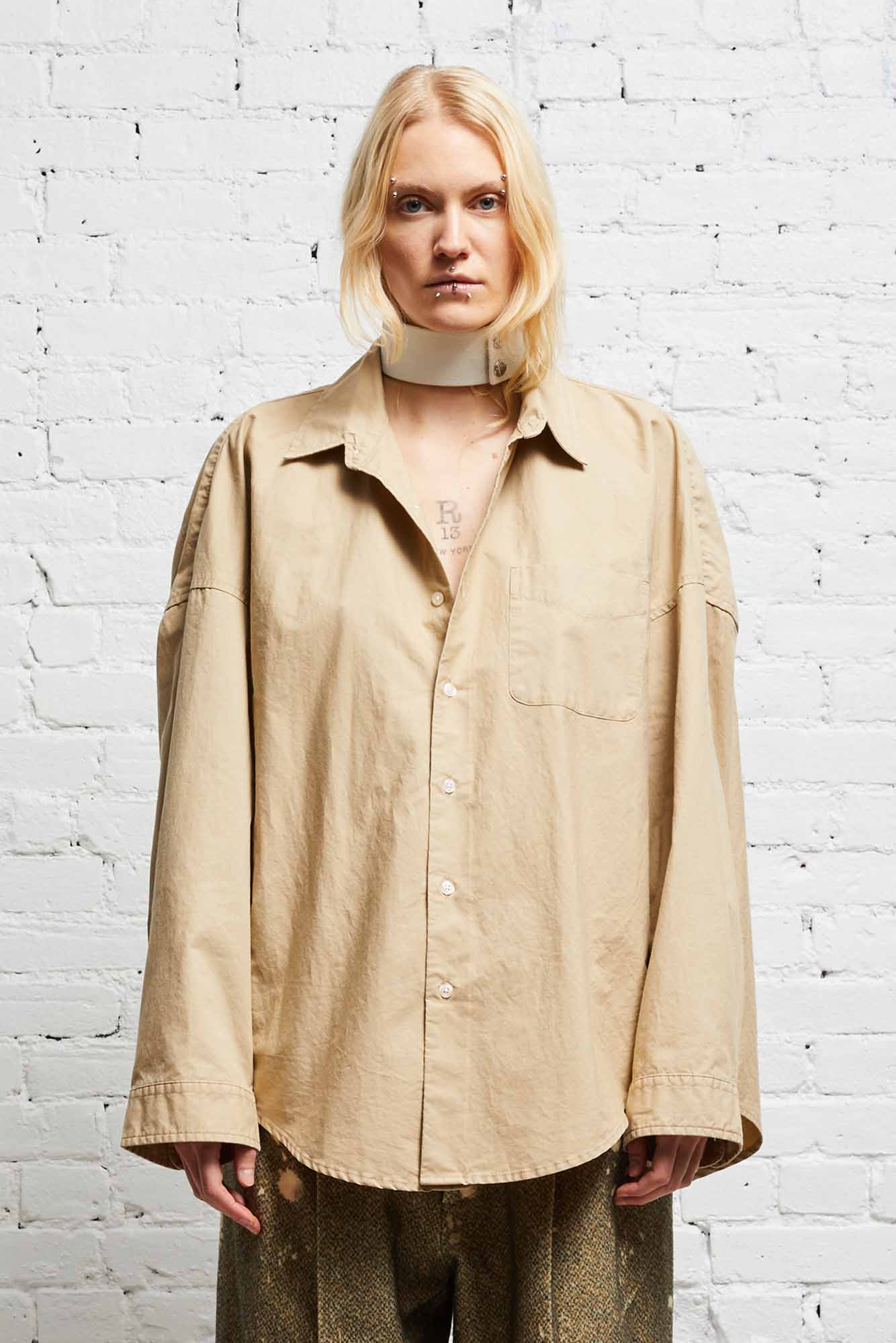 LONG SLEEVE BUTTON-UP - KHAKI - R13