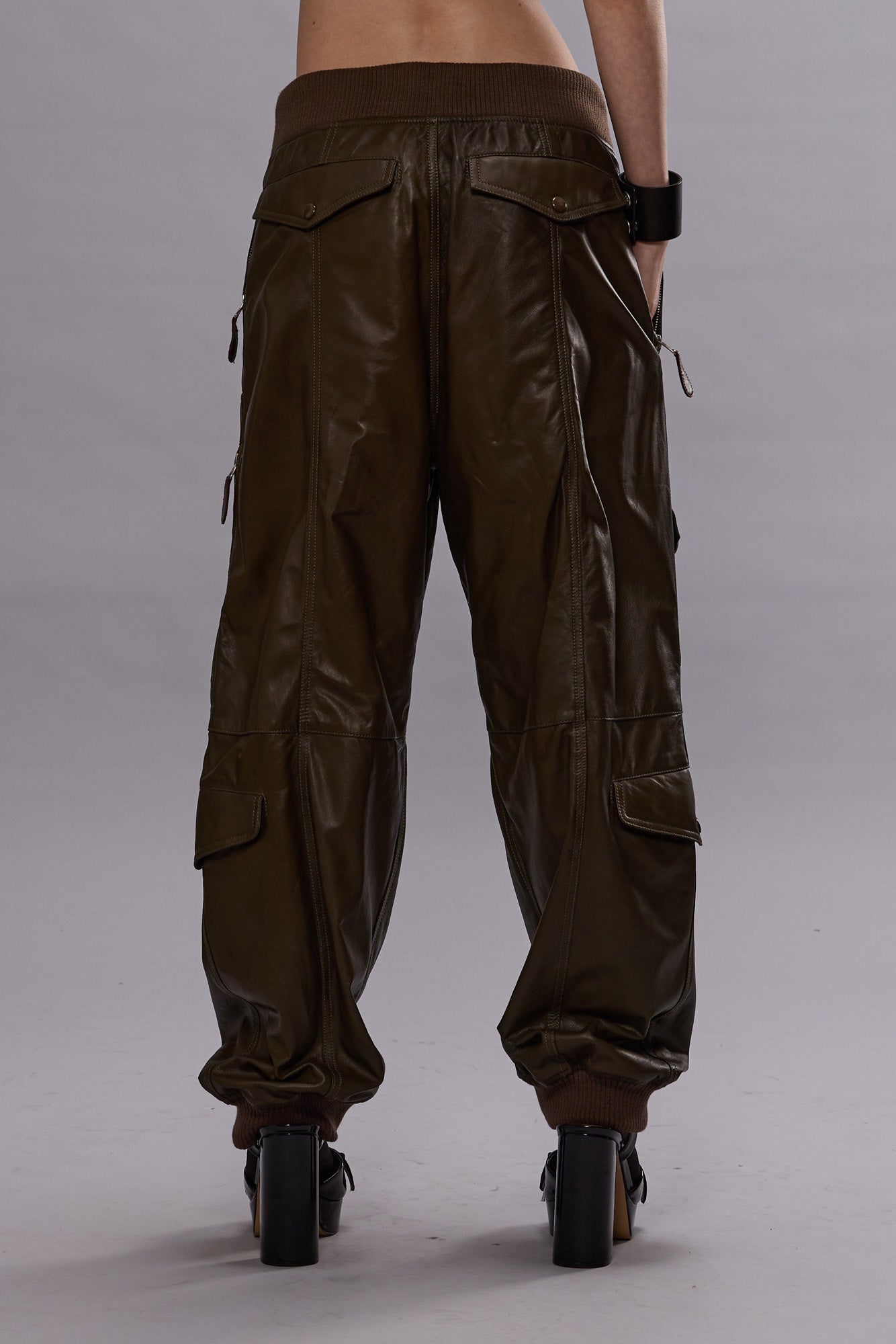 MULTIPOCKET BALLOON LEATHER PANT - OLIVE - R13