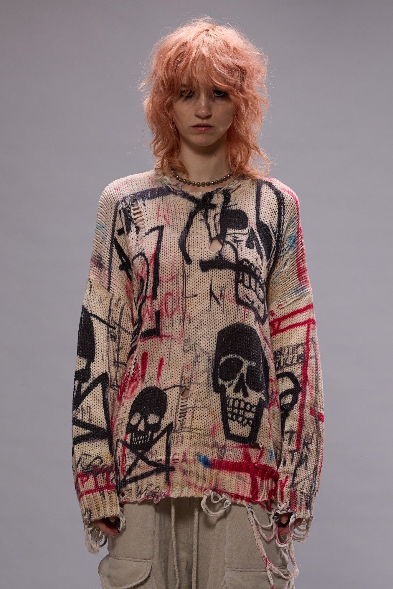 PRINTED OVERSIZED SWEATER - SKULL GRAFFITI PRINT - R13