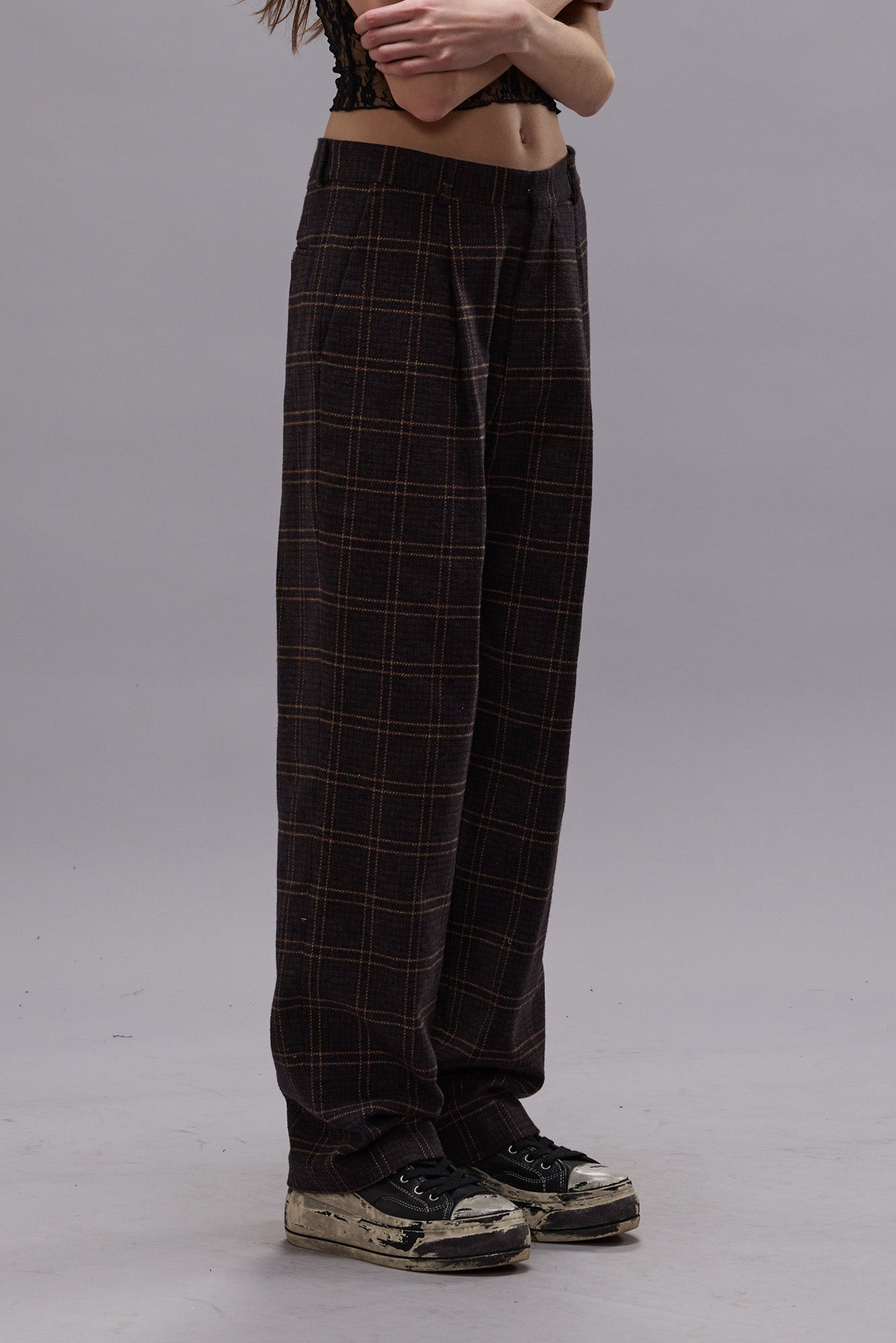 RELAXED TROUSER - DARK BROWN PLAID - R13