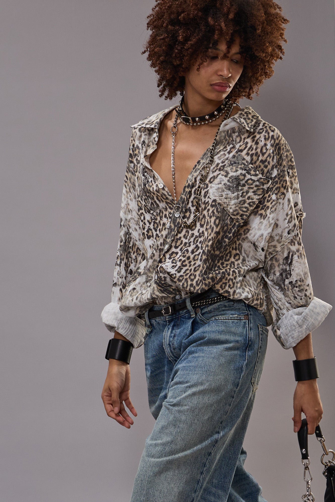 SHREDDED SEAM DROP NECK SHIRT - BLEACHED LEOPARD - R13