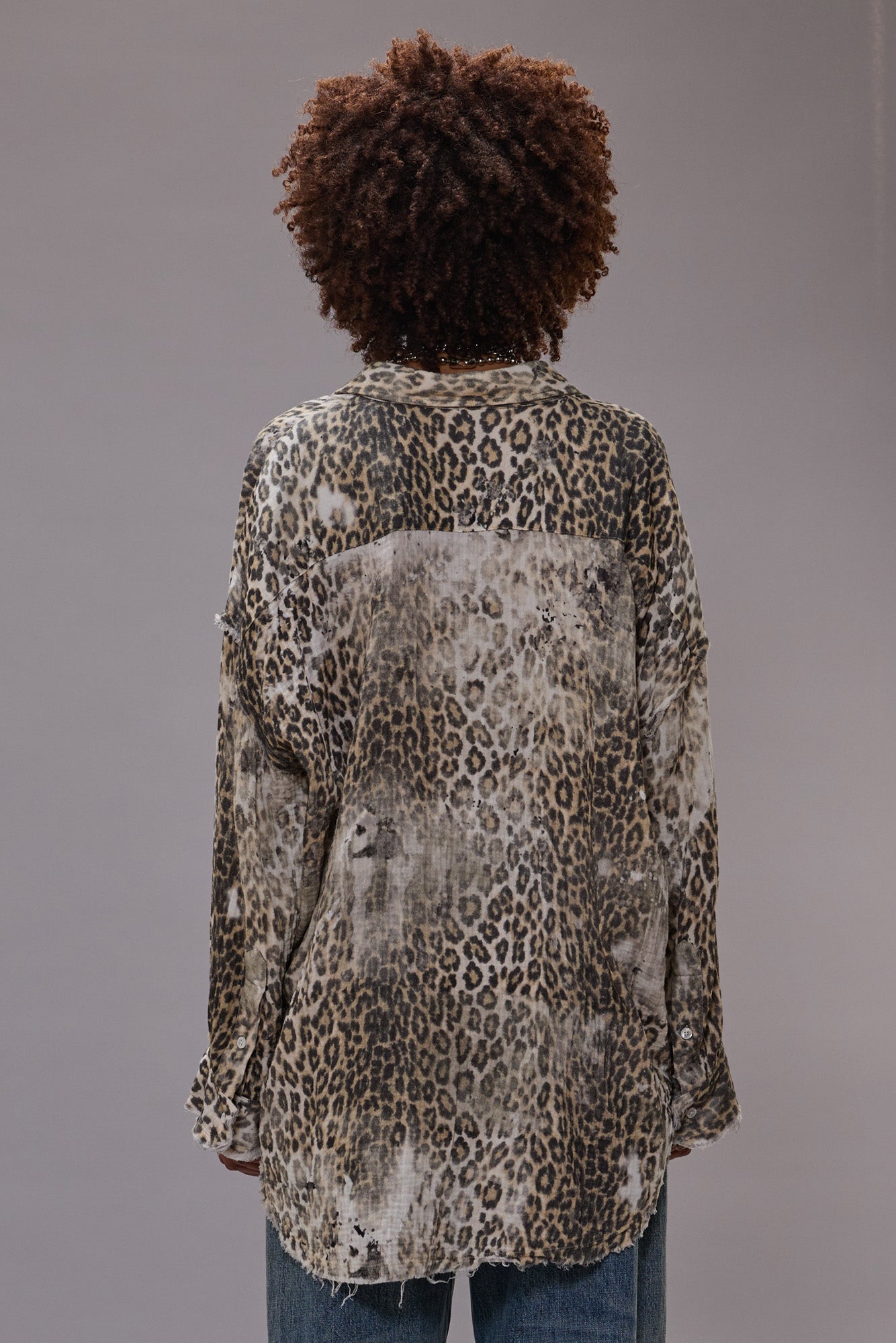 SHREDDED SEAM DROP NECK SHIRT - BLEACHED LEOPARD - R13