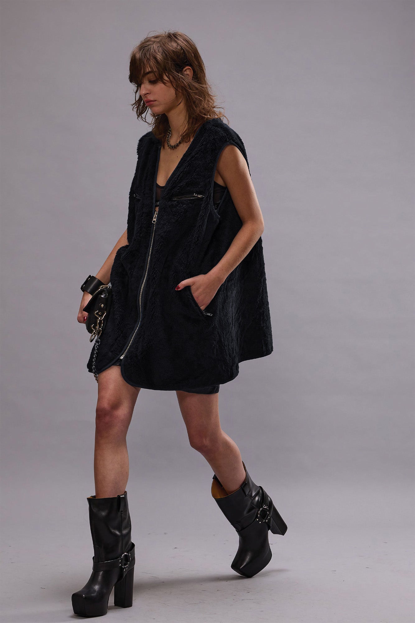  ZIPPERED FUR VEST - BLACK - R13 