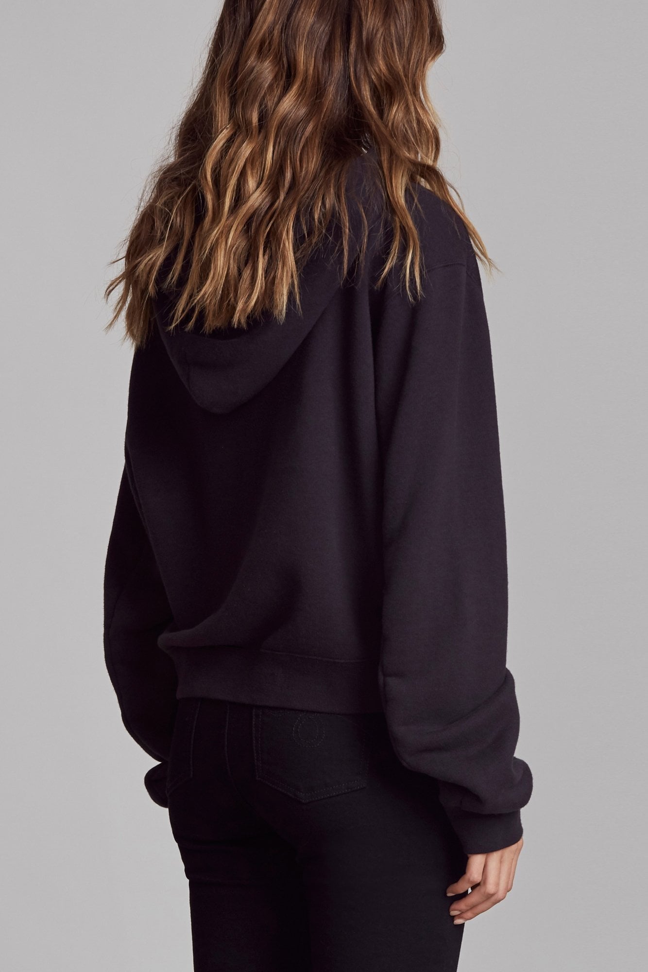 CLASH CROPPED HOODIE - WASHED BLACK - R13