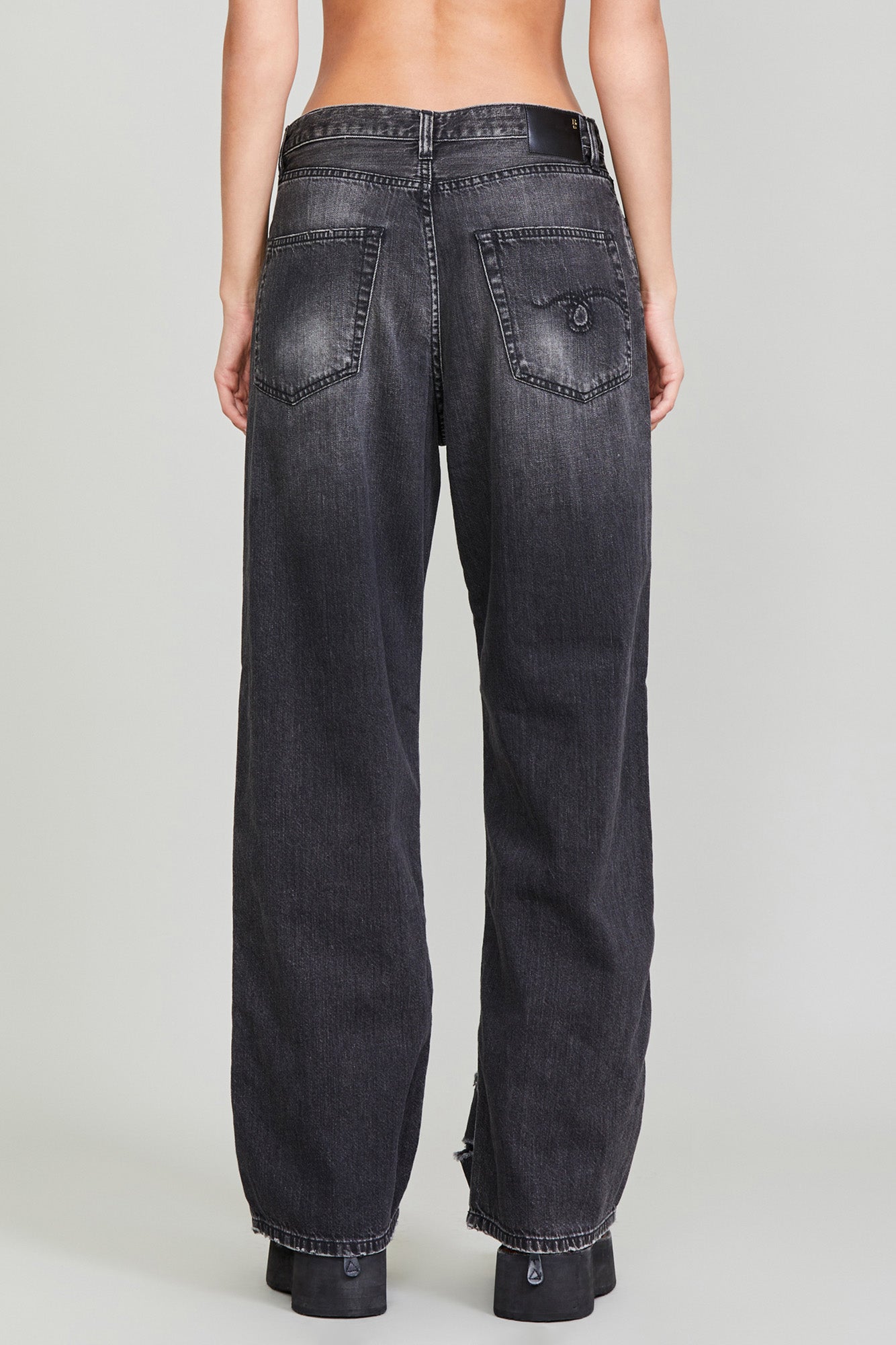 D'ARCY LOOSE JEAN - ELLERY BLACK - R13