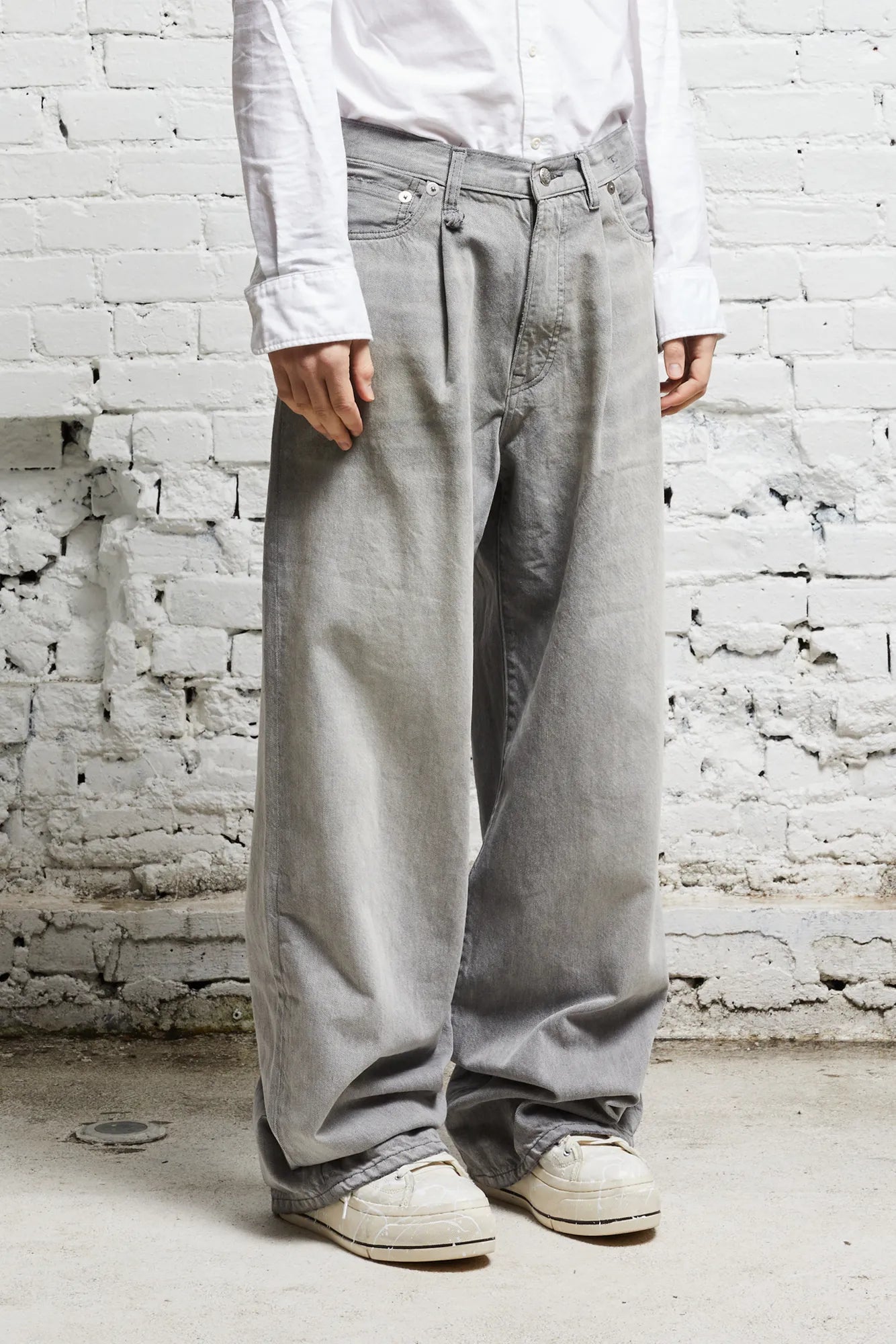 DAMON PLEATED WIDE LEG - WADE GREY - R13