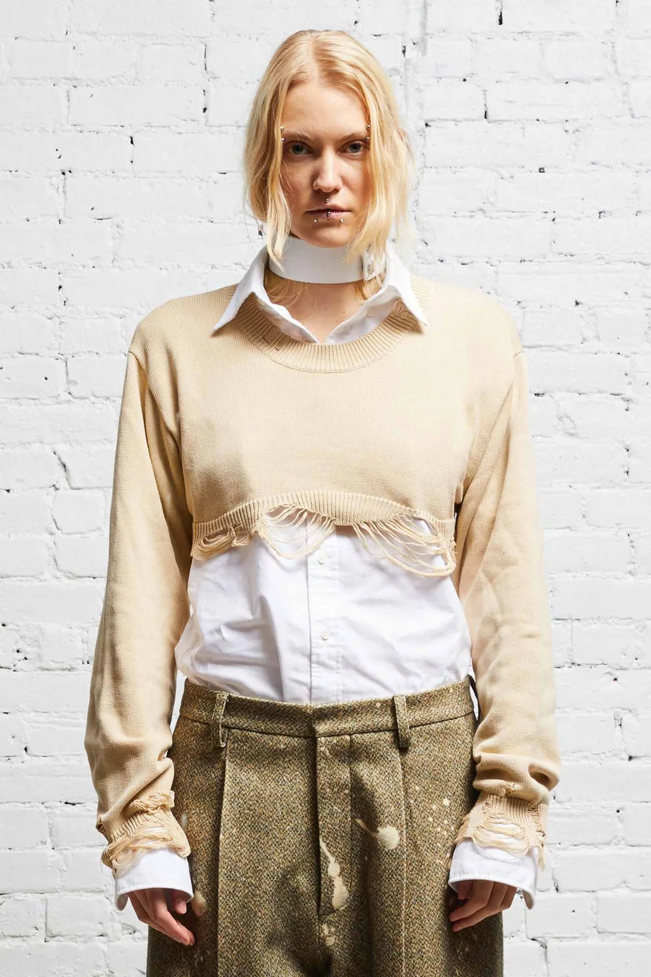 DESTROYED CROPPED PULLOVER - KHAKI - R13