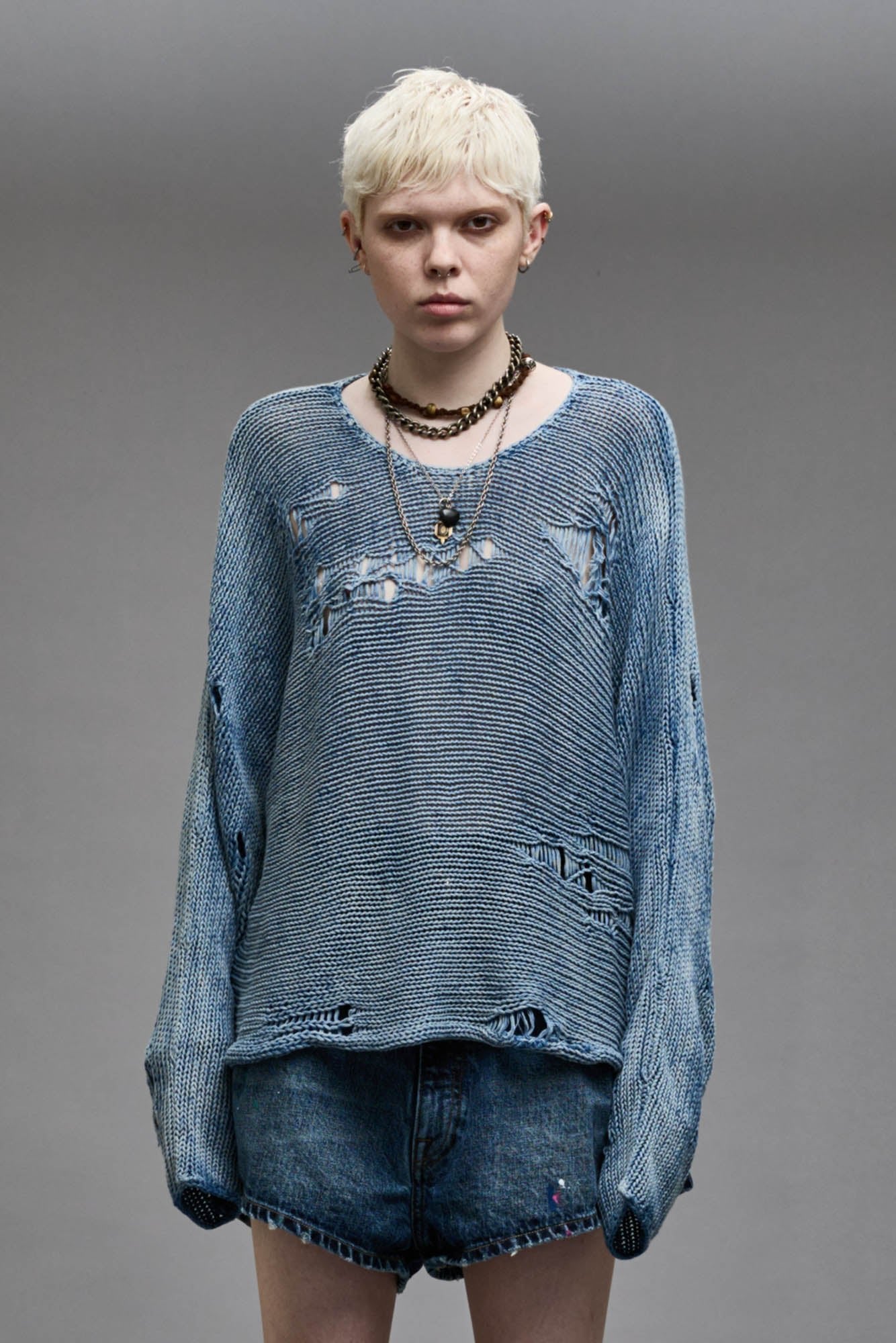 DISTRESSED BOYFRIEND CREWNECK - LIGHT INDIGO - R13