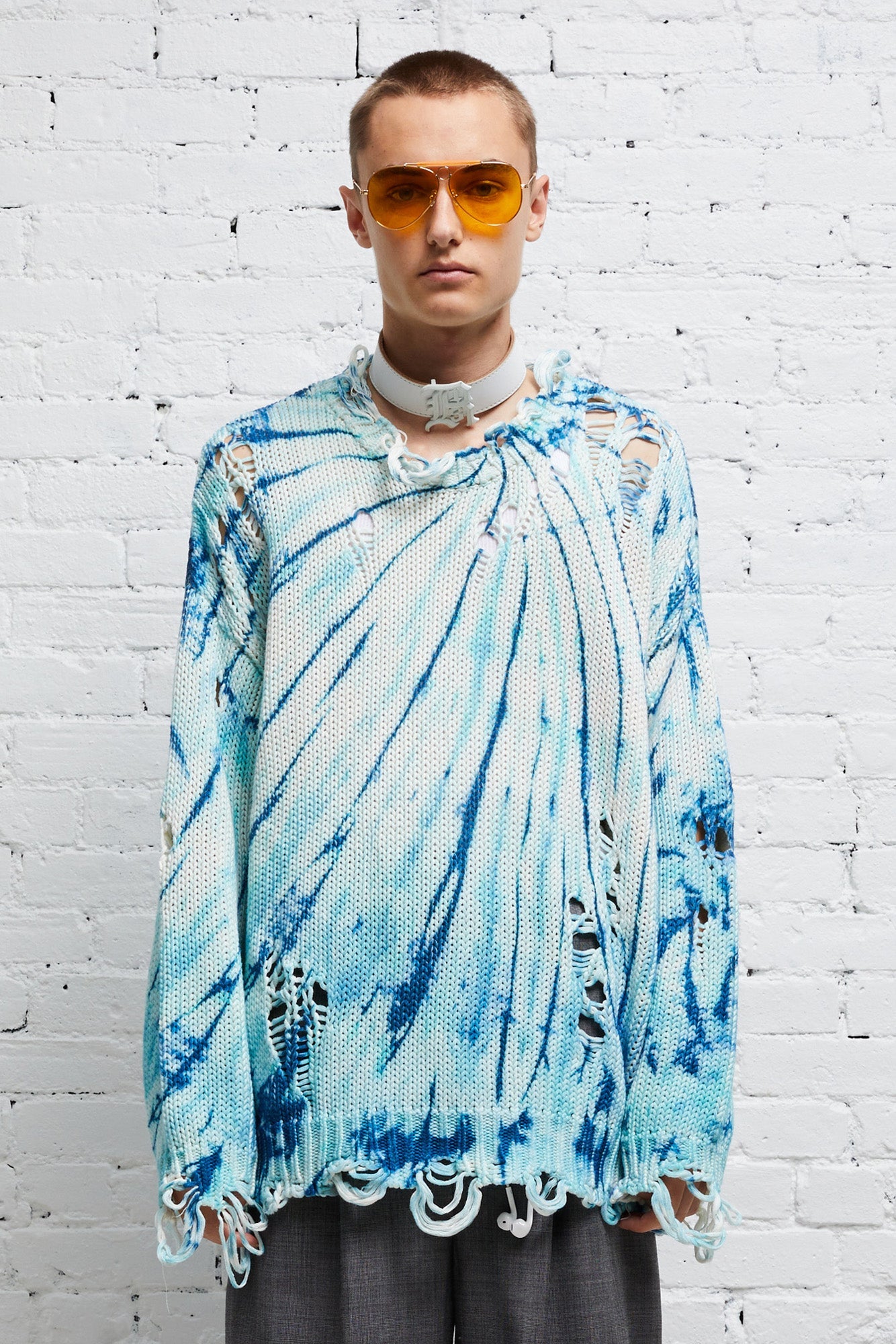 DISTRESSED OVERSIZED PULLOVER - BLUE TIE-DYE - R13