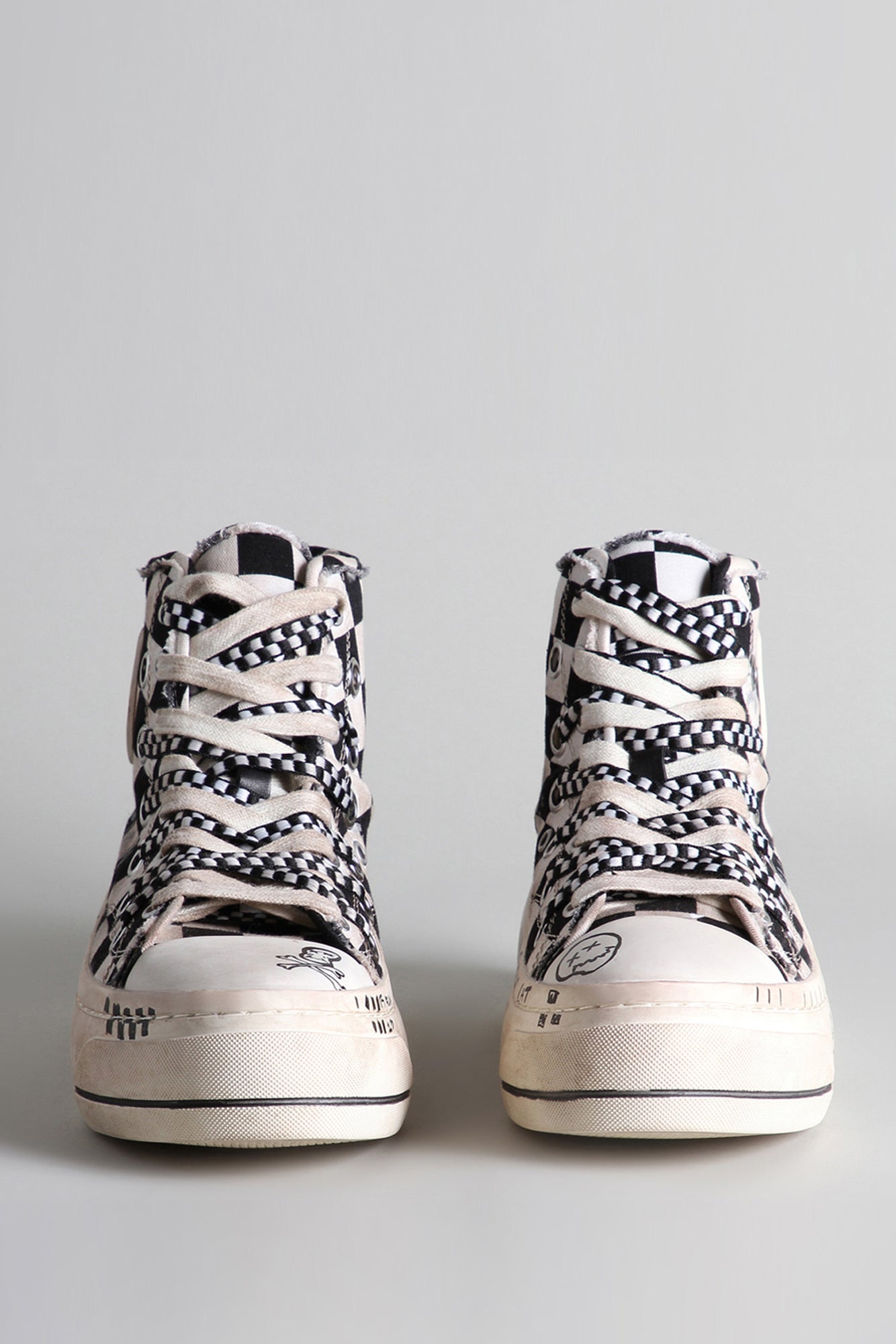 DOUBLE GROMMET KURT HIGH TOP SNEAKER - B/W CHECKER W/ GRAFFITI - R13