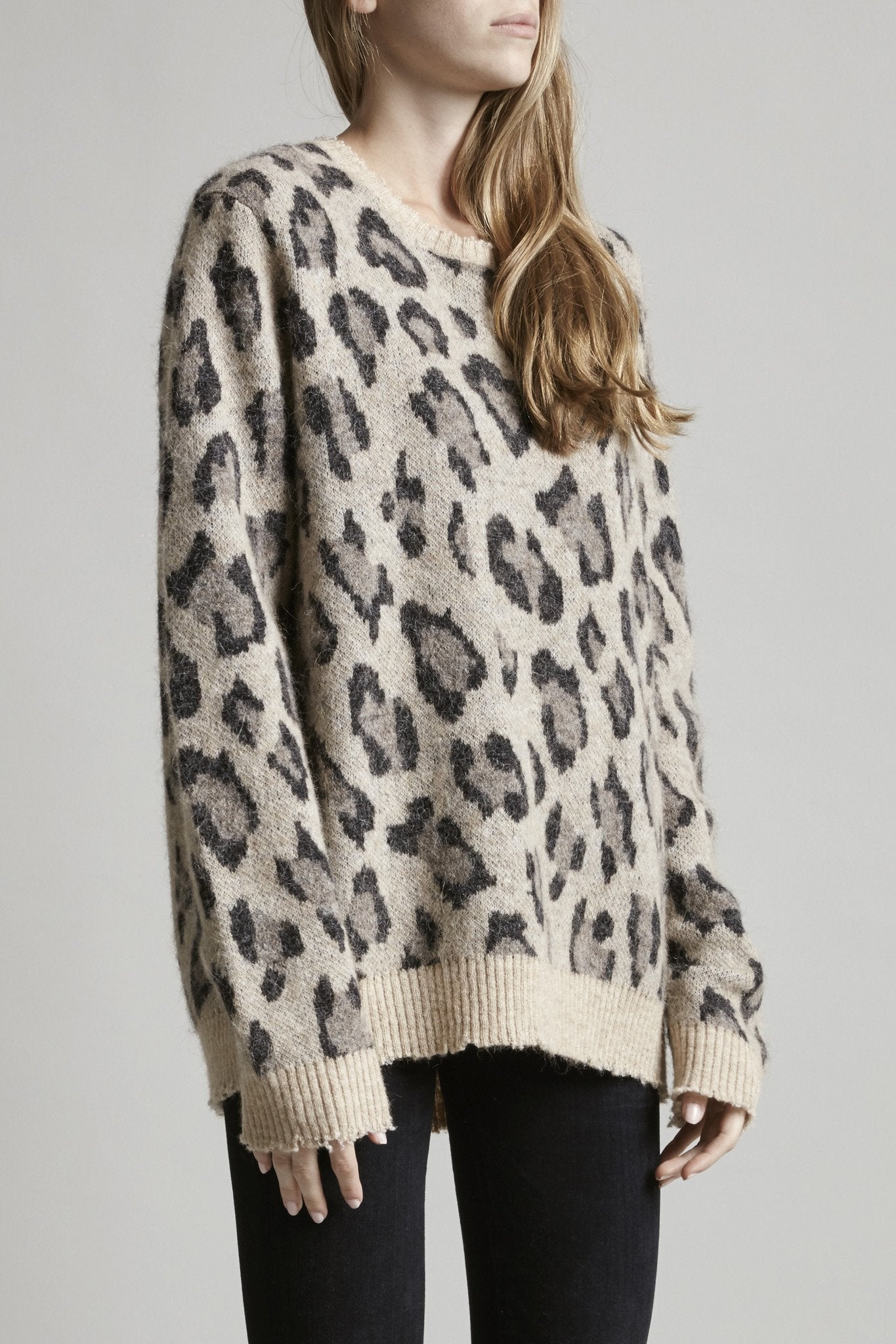 LEOPARD CASHMERE CREWNECK SWEATER - R13