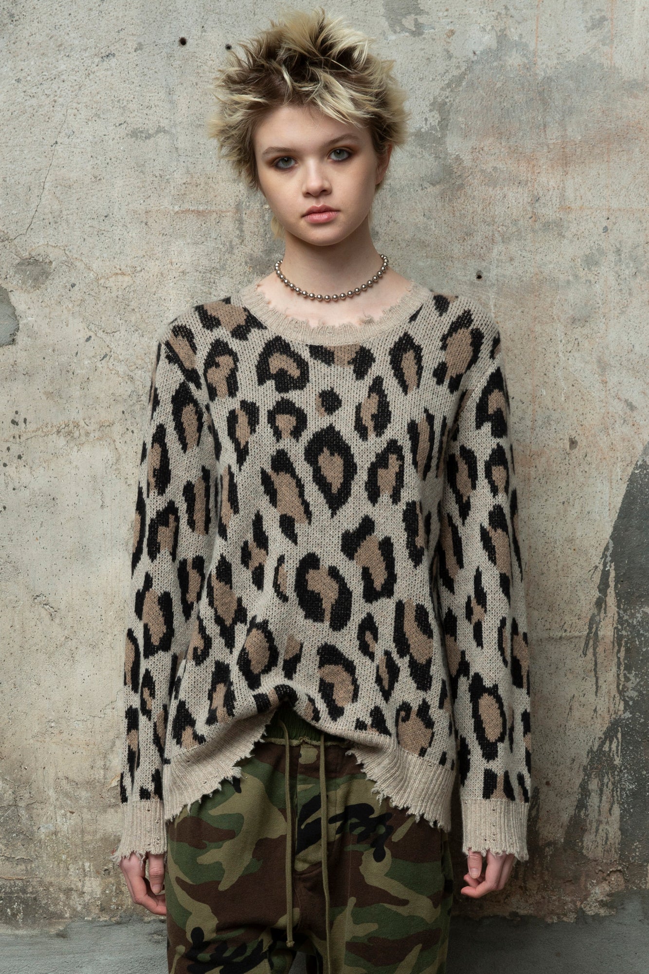 LEOPARD CASHMERE CREWNECK SWEATER - R13