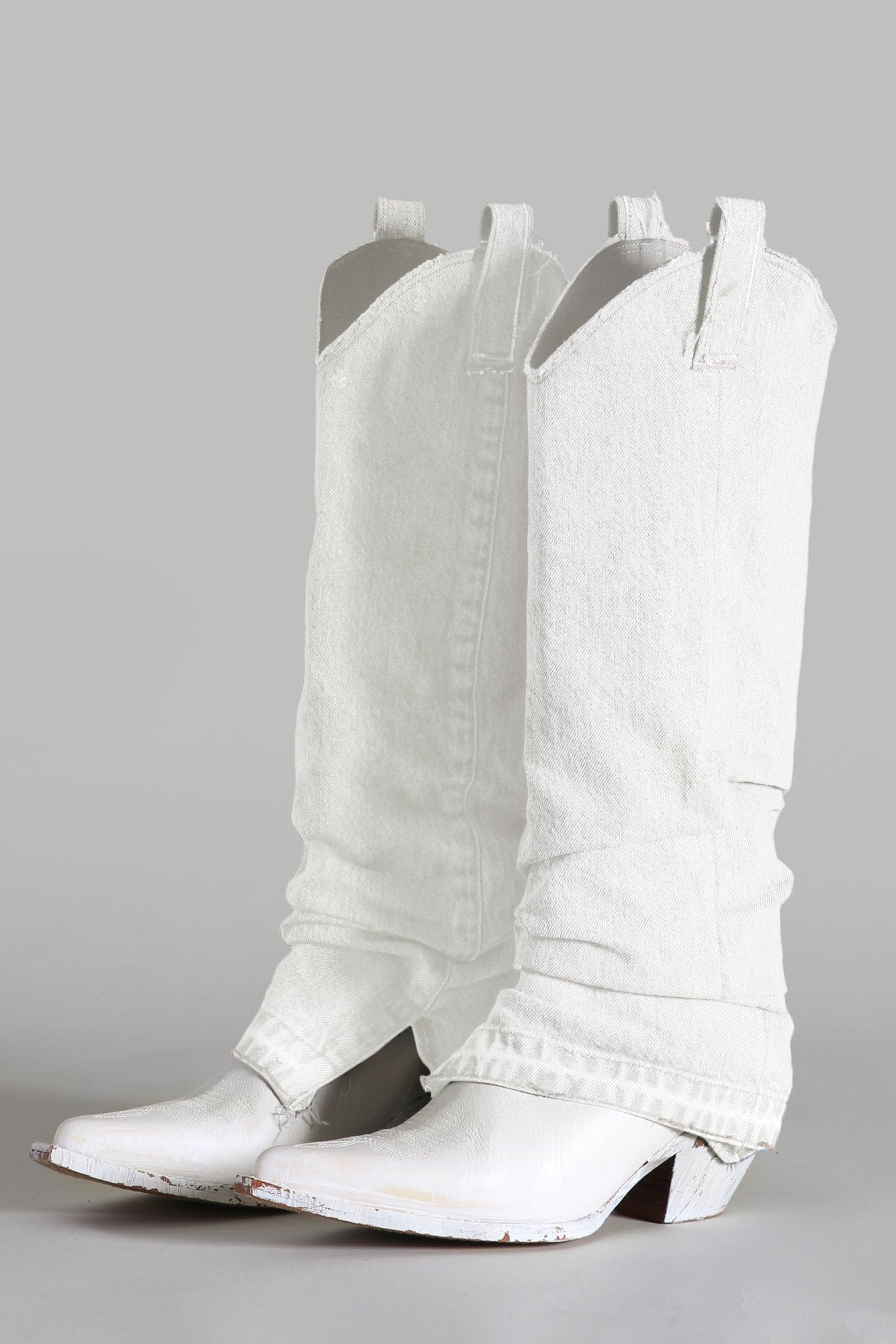 MID COWBOY BOOT WITH DENIM SLEEVE WHITE DENIM
