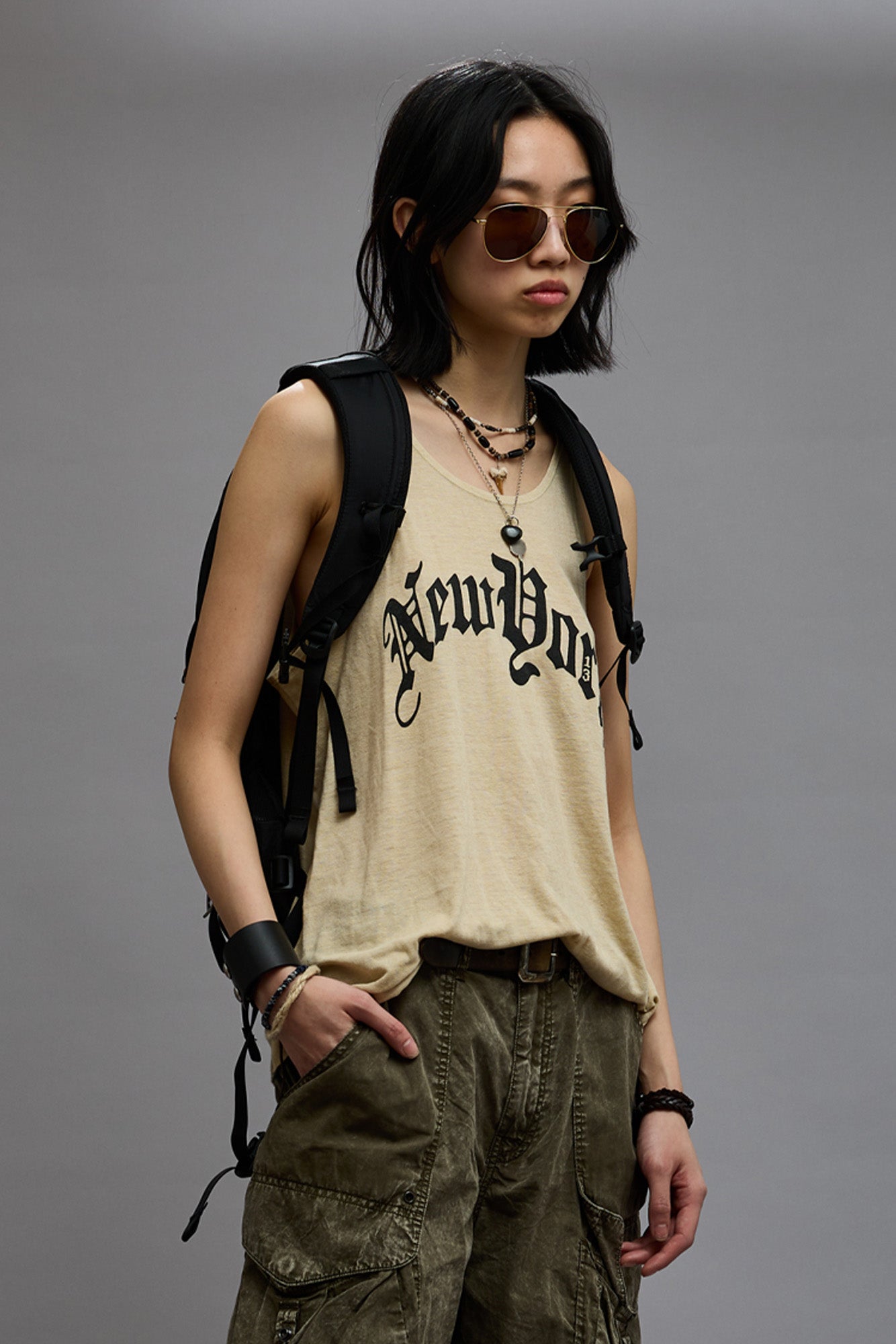 NEW YORK RELAXED TANK - KHAKI - R13