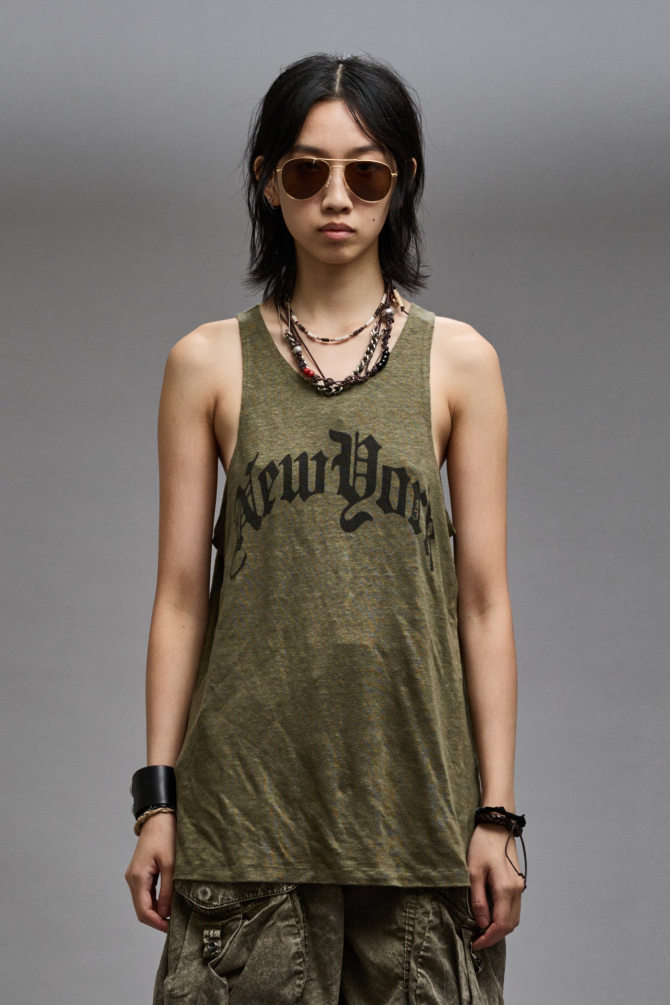 NEW YORK RELAXED TANK - OLIVE - R13