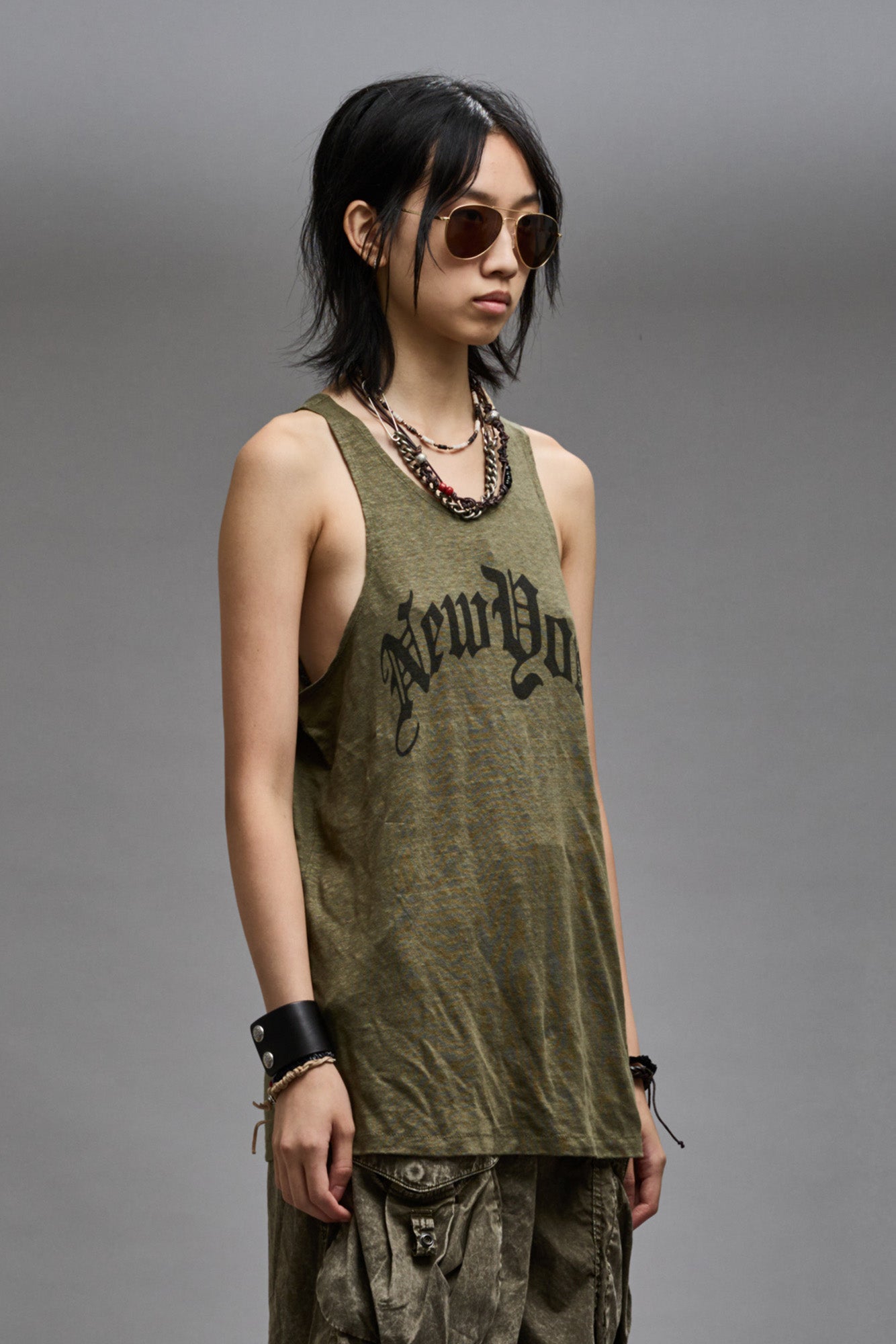 NEW YORK RELAXED TANK - OLIVE - R13