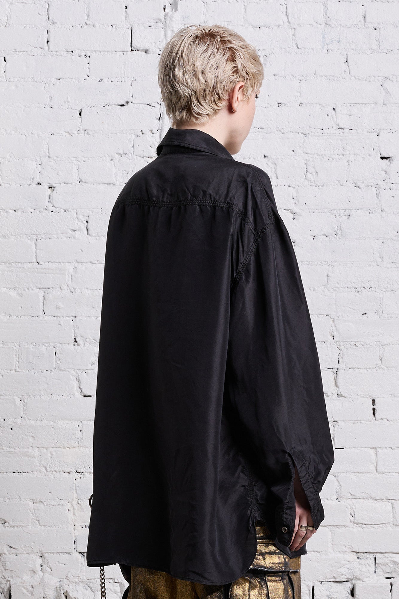 OVERSIZED POCKET SHIRT - BLACK OVERDYE - R13