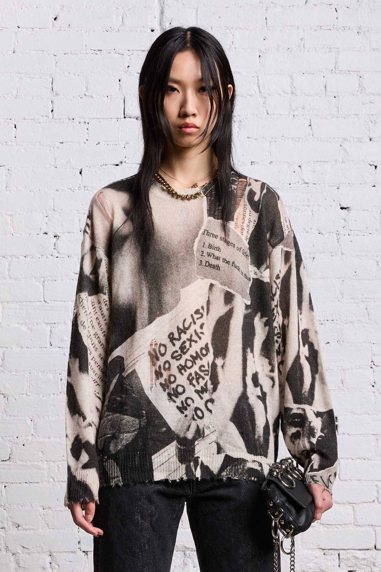 PRINTED BOYFRIEND SWEATER - NEWSPAPER - R13