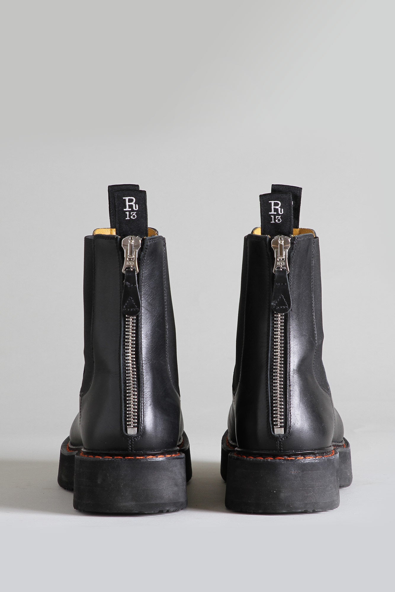 SINGLE STACK CHELSEA BOOT - BLACK - R13