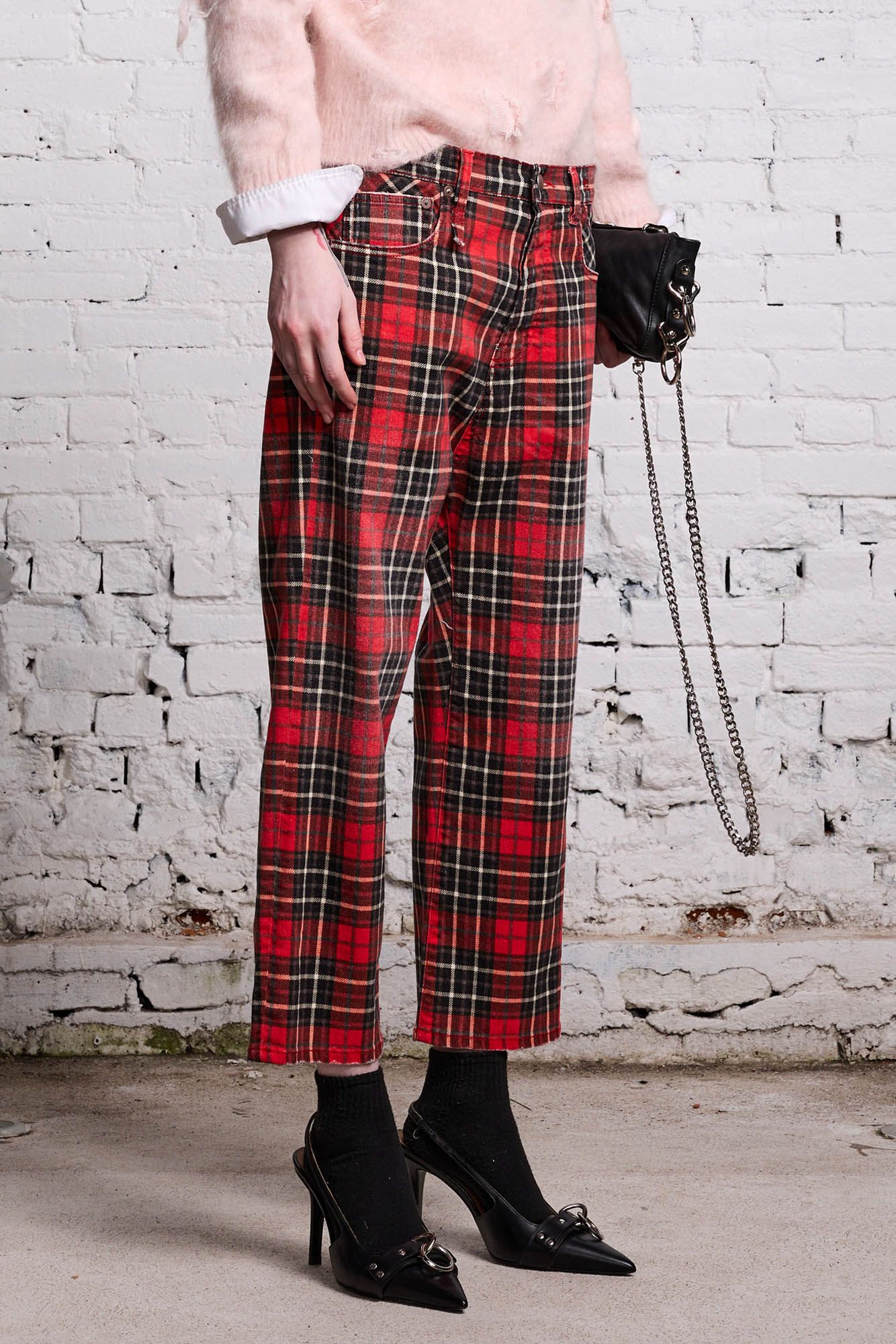 TAILORED DROP - RED PLAID - R13