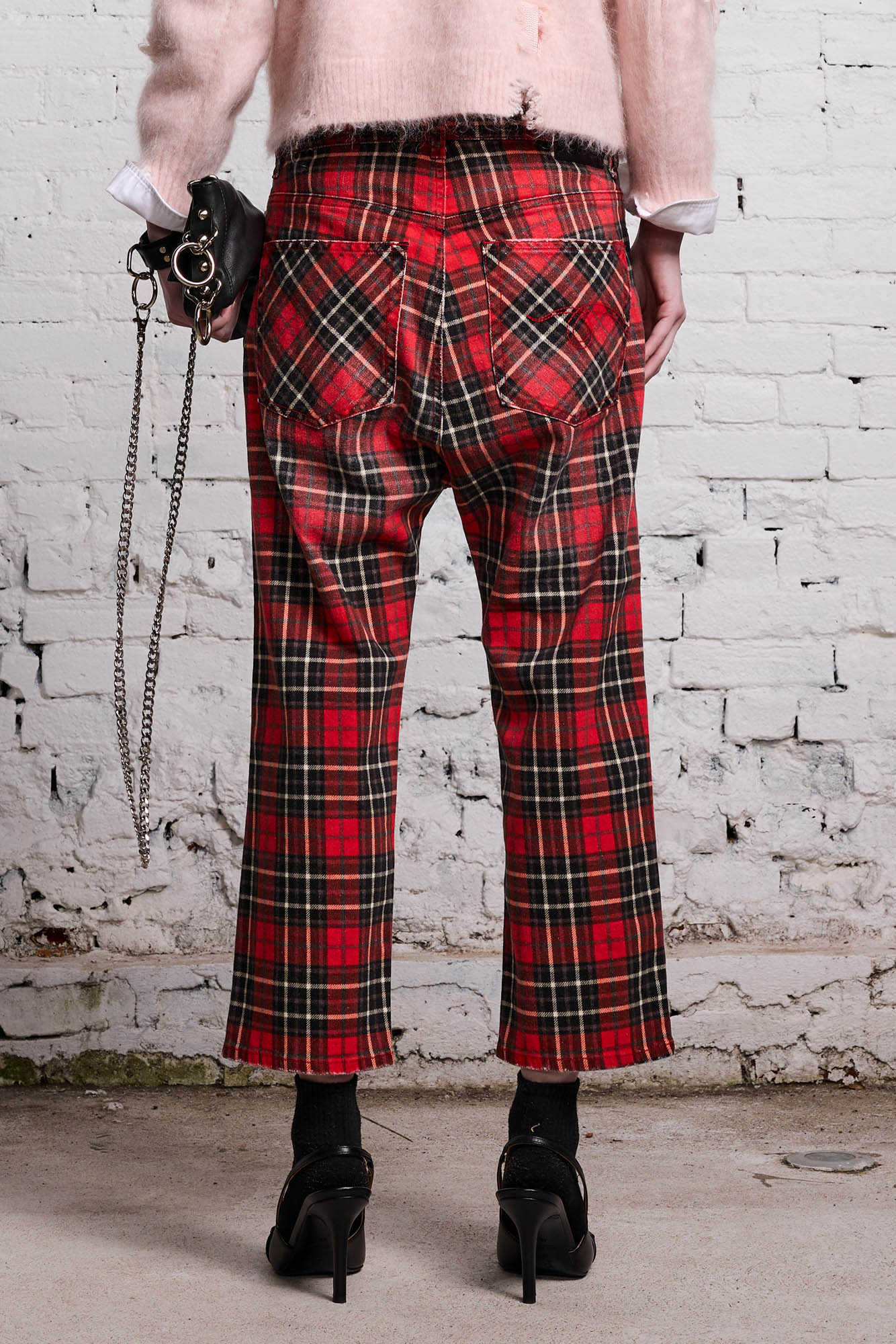 TAILORED DROP - RED PLAID - R13