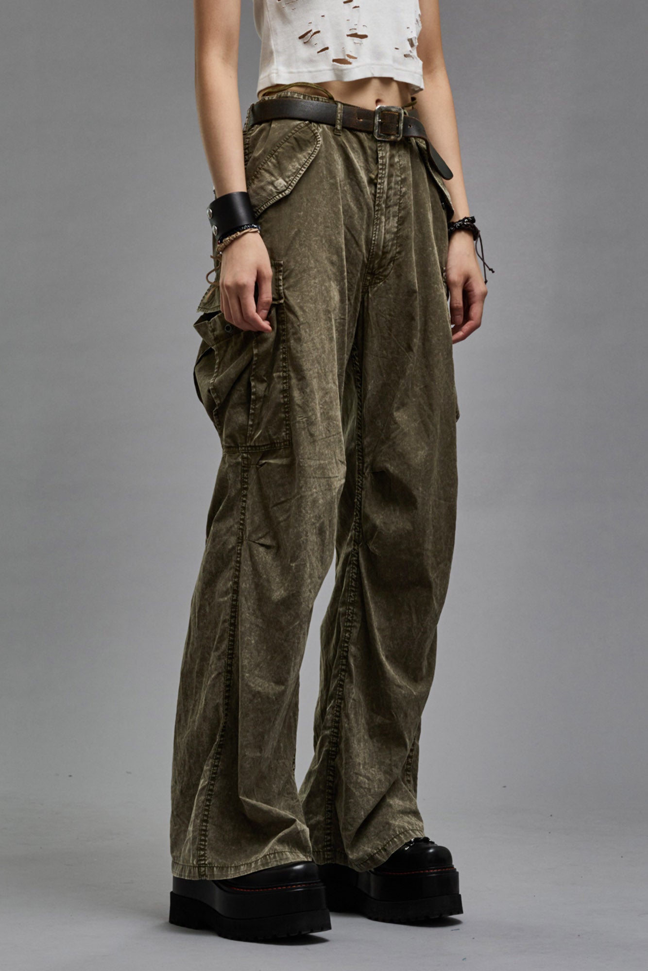 WIDE LEG CARGO - OLIVE GARMENT DYE - R13