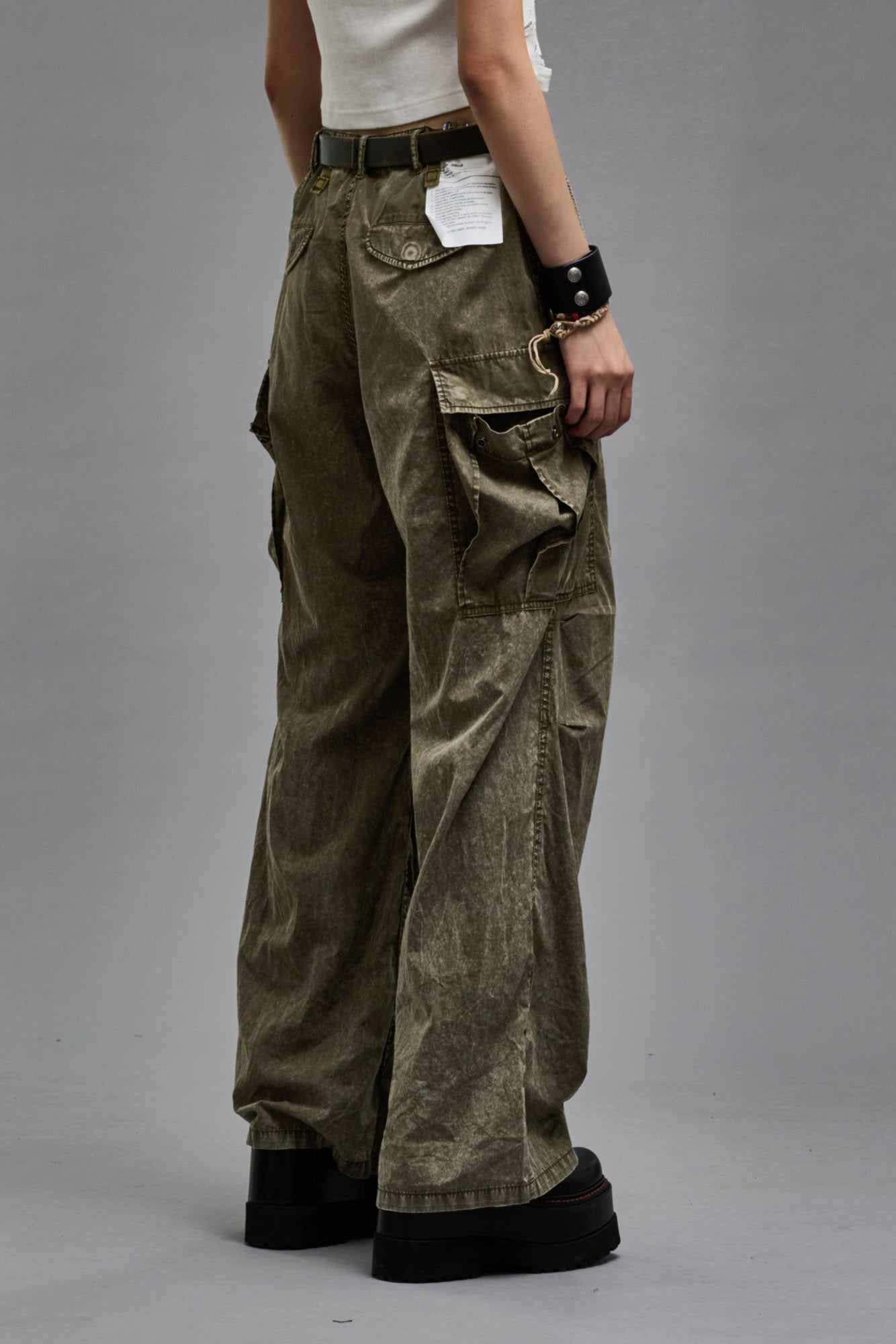 WIDE LEG CARGO - OLIVE GARMENT DYE - R13