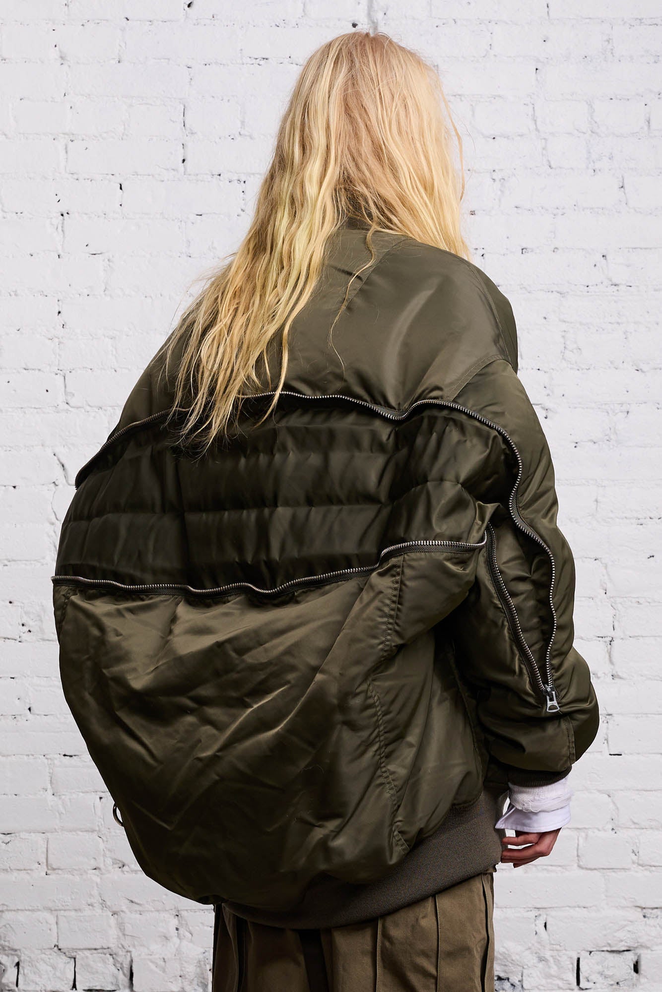 ZIP OUT DOWN BOMBER - OLIVE - R13