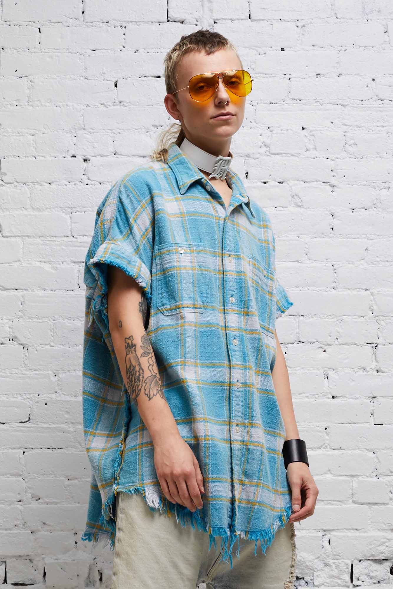 SLEEVELESS BOXY BUTTON UP LIGHT BLUE PLAID R13